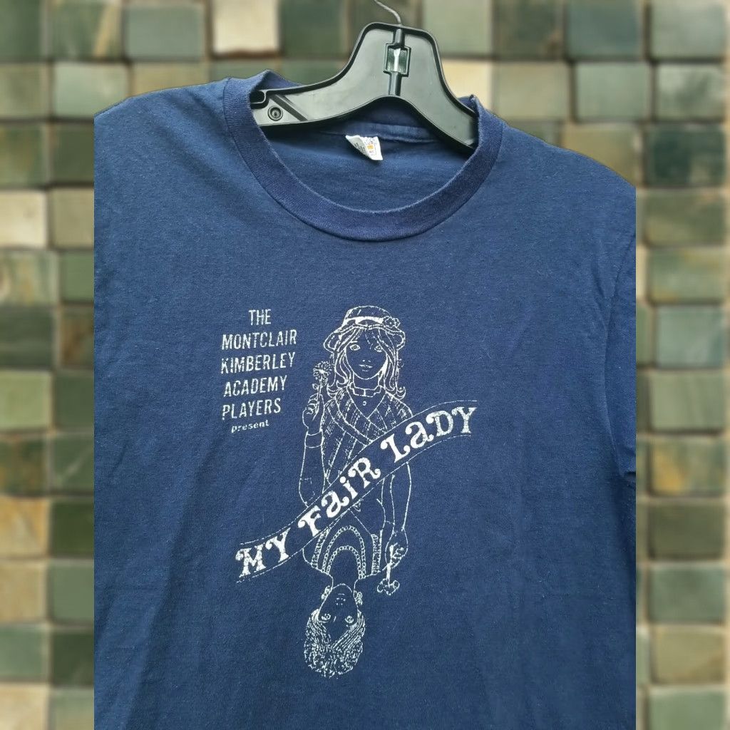 Hanes ORIGINAL 70s MY FAIR LADY broadway REX HARRISON T SHIRT medium jersey Shirt Adults Medium Blue) Size US M / EU 48-50 / 2 - 1 Thumbnail