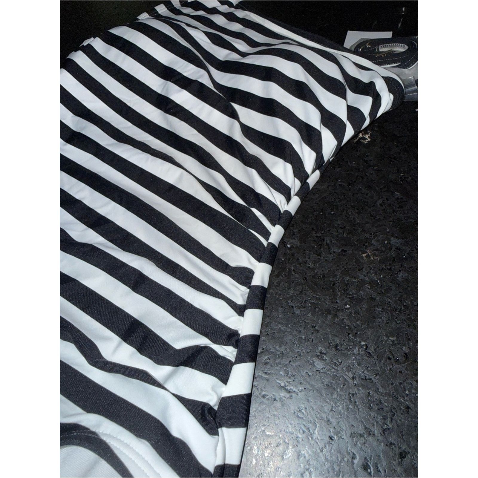 Michael Kors MICHAEL KORS Black White Striped One Piece Swimsuit SZ 6 Size ONE SIZE - 4 Thumbnail