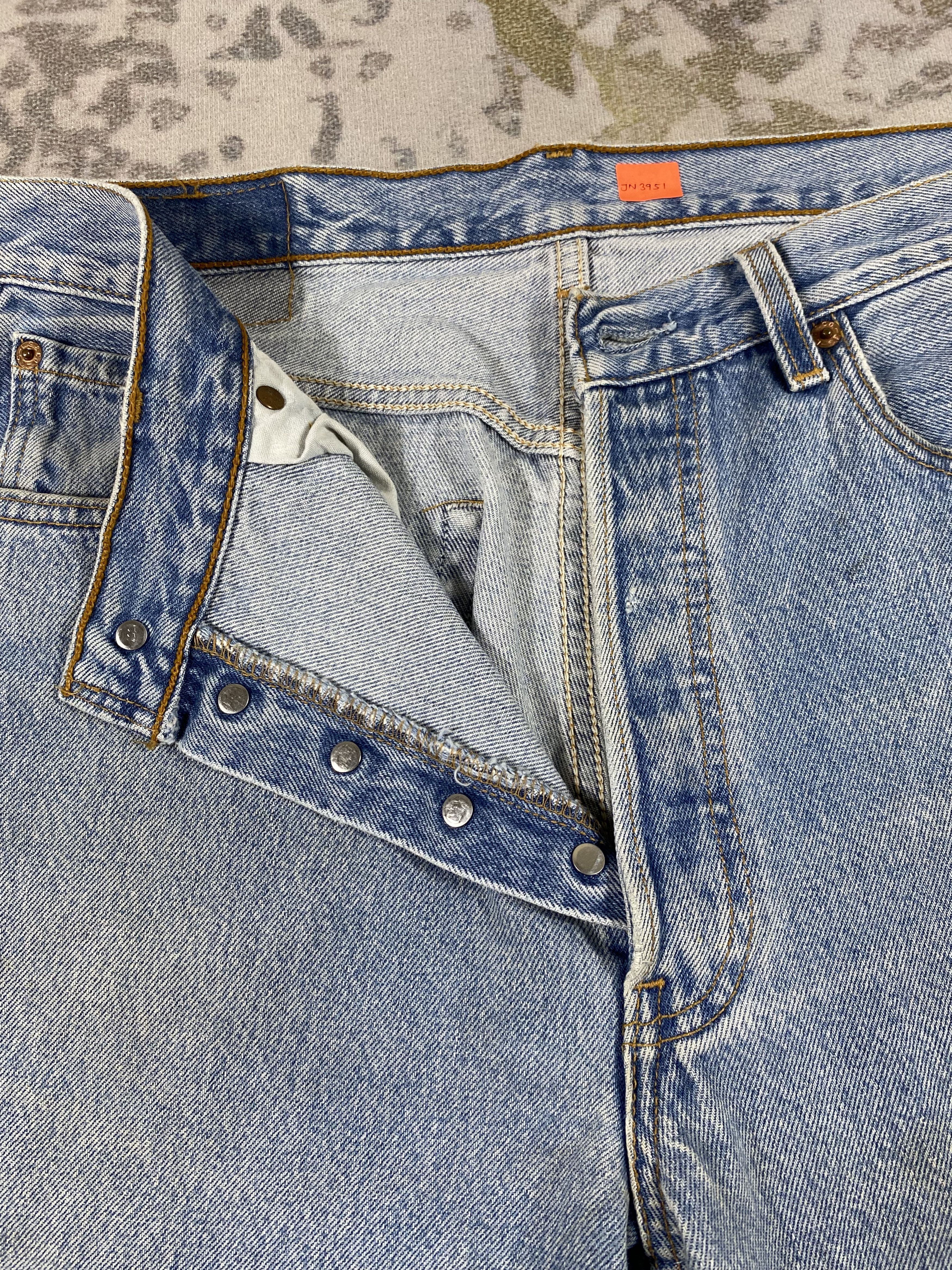 Levi's Blue Wash Vintage Levi's 501 Jeans 32x30 Denim-JN3951 Size US 32 / EU 48 - 7 Thumbnail