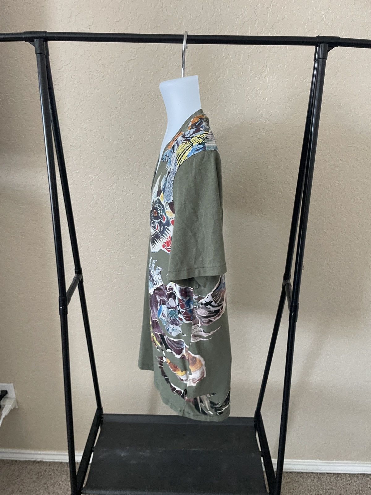 Just Cavalli Japanese Dragons V Neck tee Size US L / EU 52-54 / 3 - 2 Thumbnail