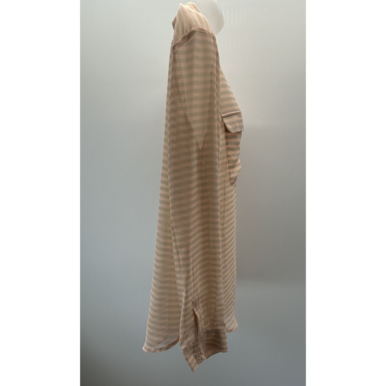 Old Navy WOMEN'S OLD NAVY SHEER PEACH/GRAY SHIRT SIZE L Size L / US 10 / IT 46 - 3 Thumbnail