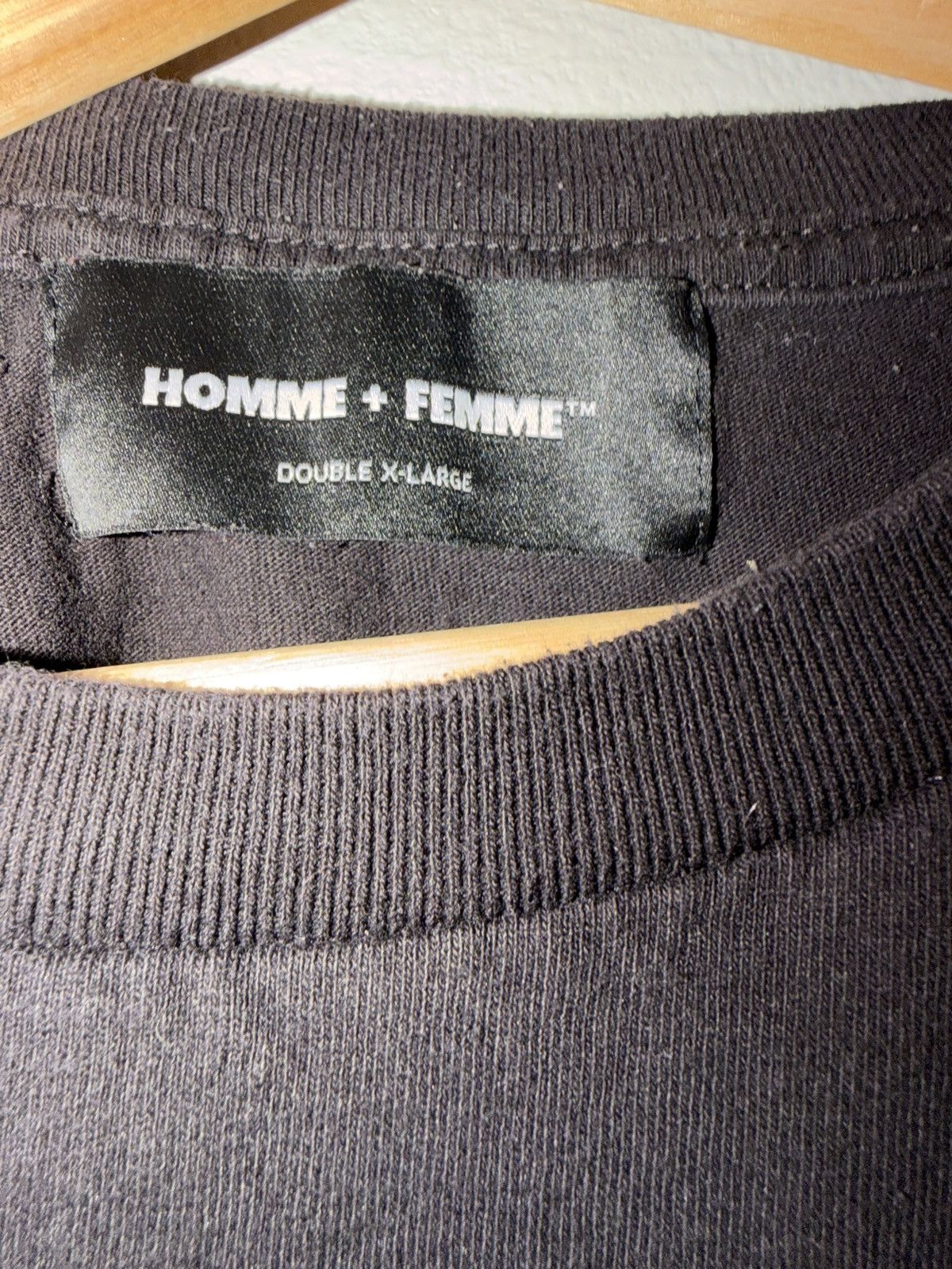 Homme + Femme La Homme femme twisted fingers tee Size US XXL / EU 58 / 5 - 2 Thumbnail
