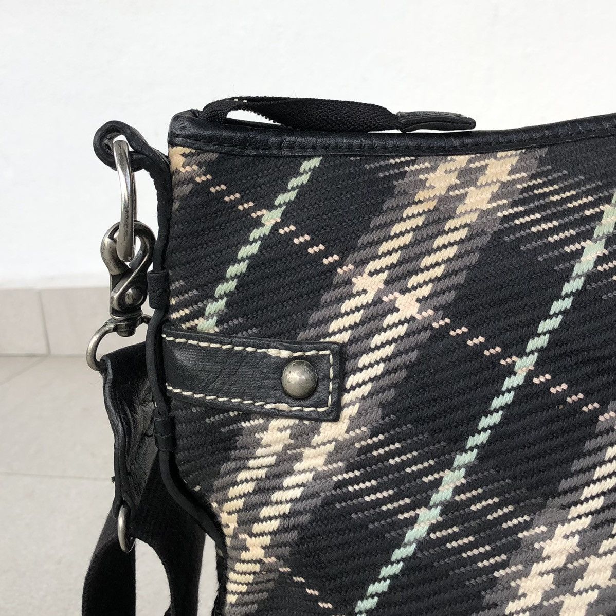 Burberry Authentic BURBERRY Blue Label Nova Check Shoulder Bag Size ONE SIZE - 13 Thumbnail