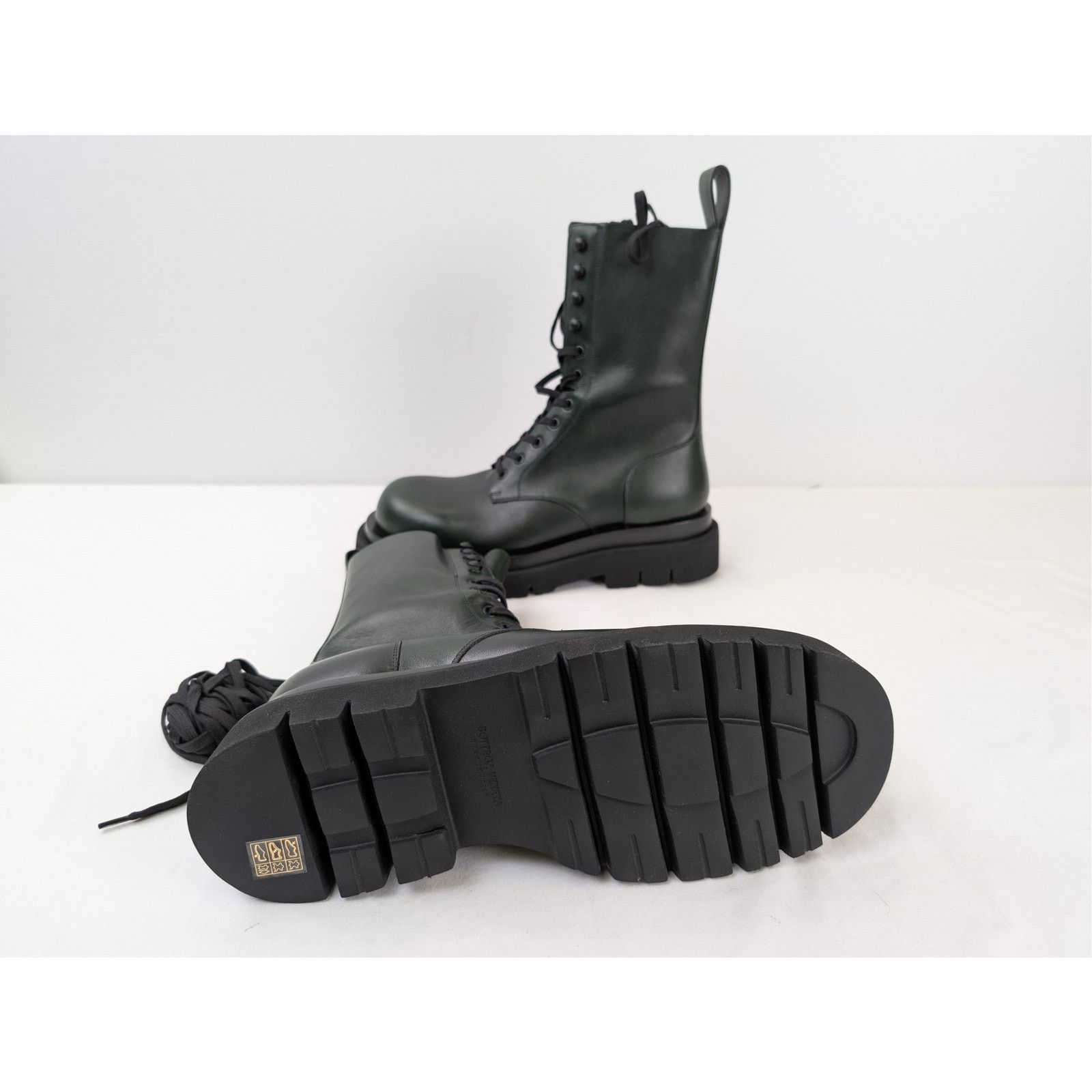 Bottega Veneta o1rshd1 Military Calf Lug Boots in Bottle Green Size US 11 / EU 44 - 13 Thumbnail