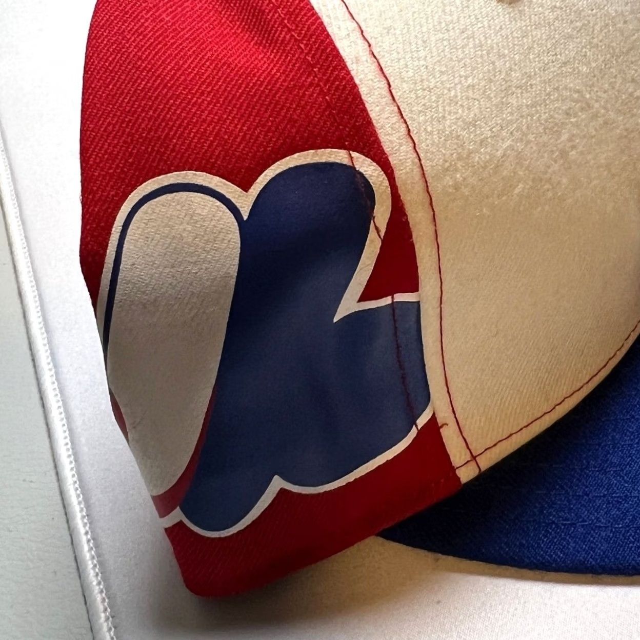New Era New Era Montreal Expos Fitted Hat Mens 6 7/8 Blue Red Cream 59FIFTY MLB Cap Size ONE SIZE - 4 Thumbnail