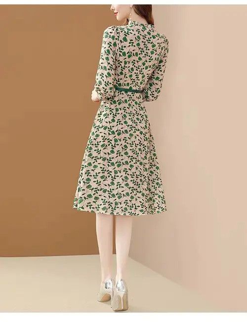Japanese Brand Vintage Puff Sleeve Elegant Big Swing Spring Dresses Size ONE SIZE - 2 Thumbnail