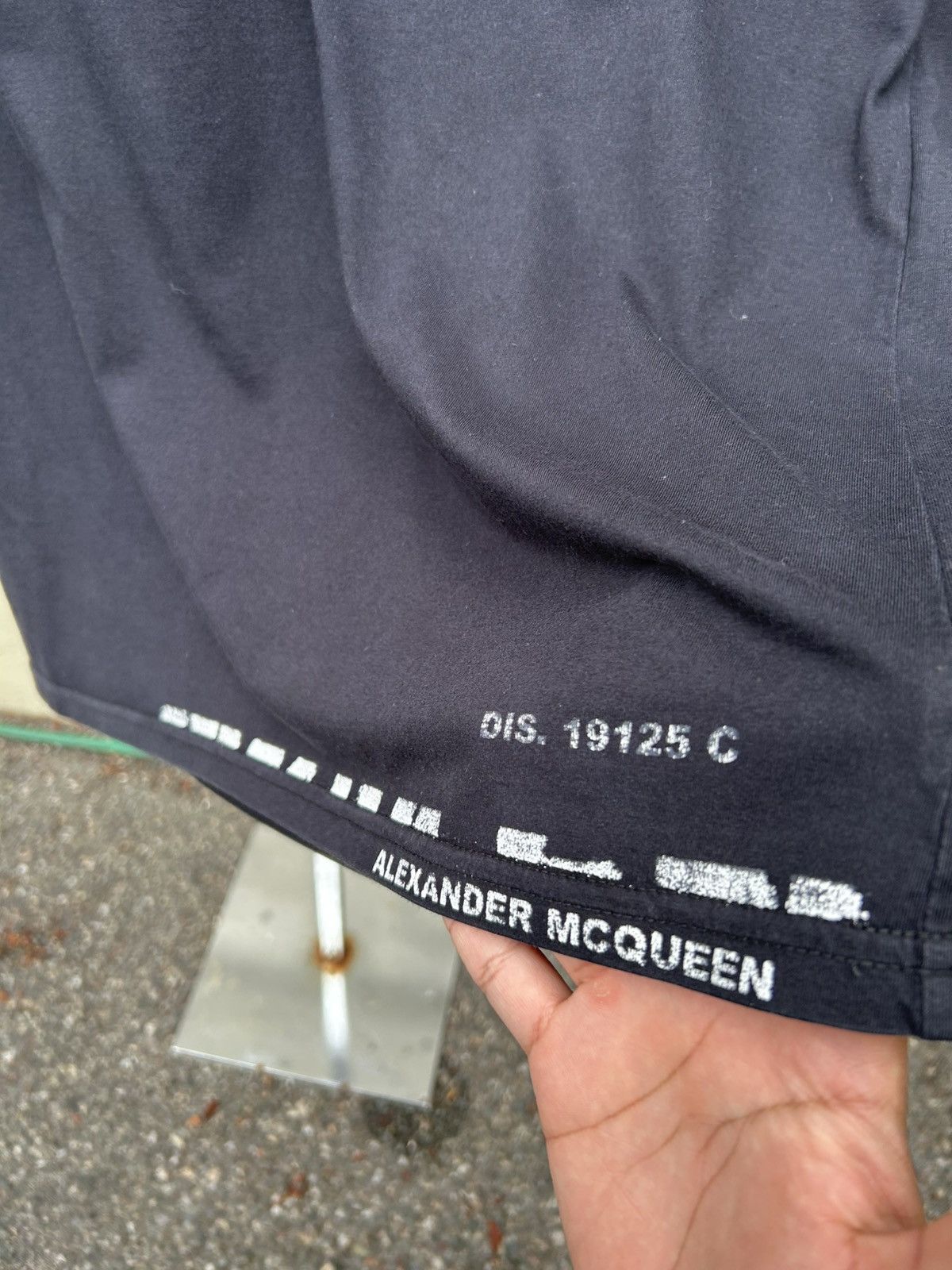 Alexander McQueen Alexander McQueen logo tee Size US M / EU 48-50 / 2 - 3 Thumbnail