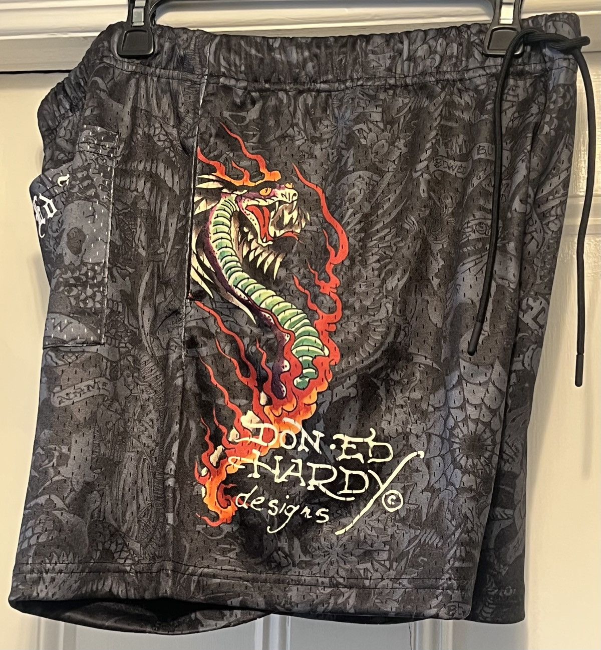 Ed Hardy Authentic Ed Hardy Cobra Flame mesh shorts size XL Size US 40 / EU 56 - 3 Thumbnail