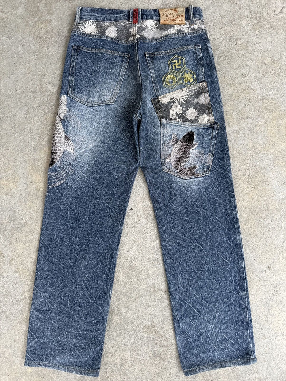 Karakuri Tamashii Karakuri Tamashii Embroidered Multipocket Distressed Size US 31 - 1 Thumbnail