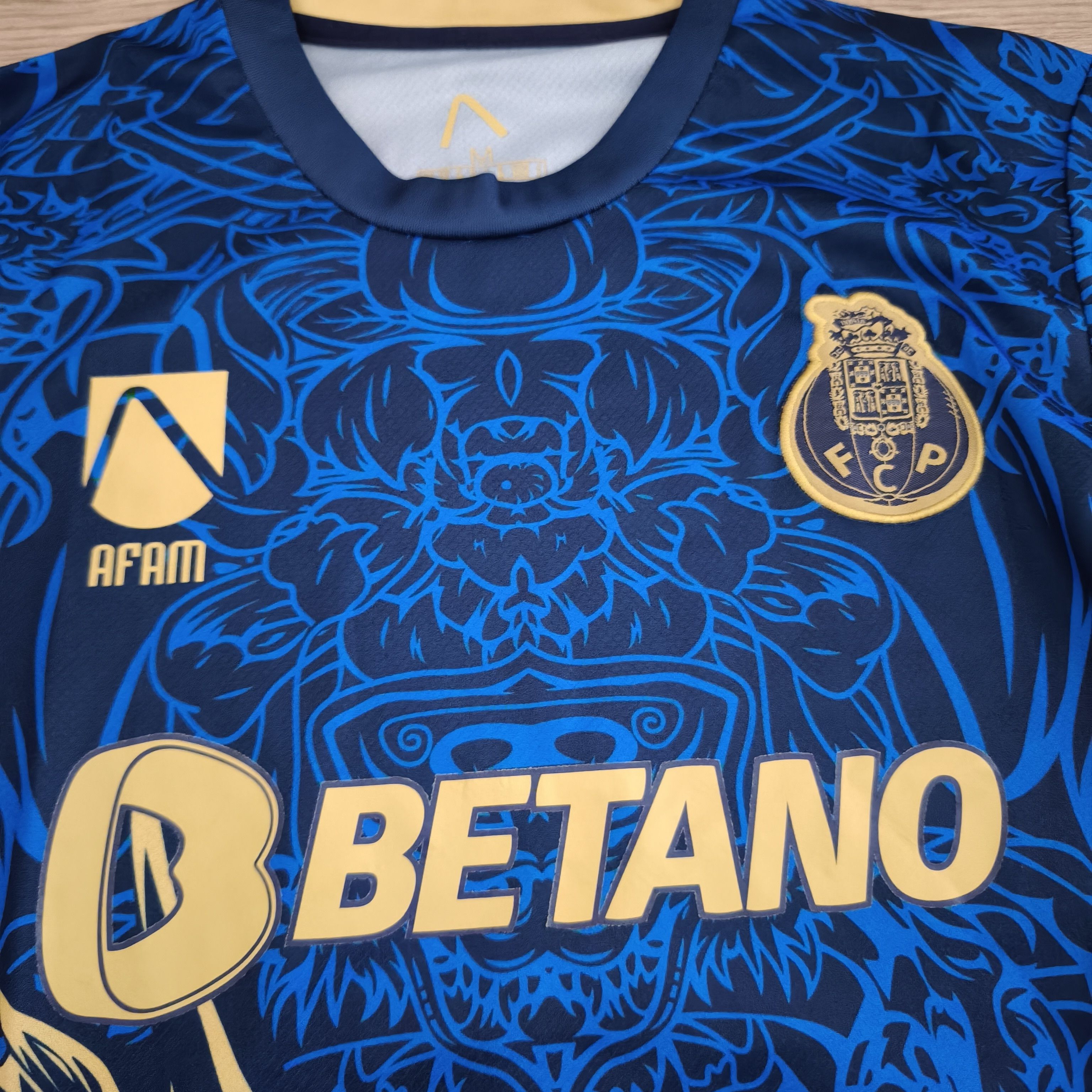 New Balance FC Porto Size US M / EU 48-50 / 2 - 3 Thumbnail