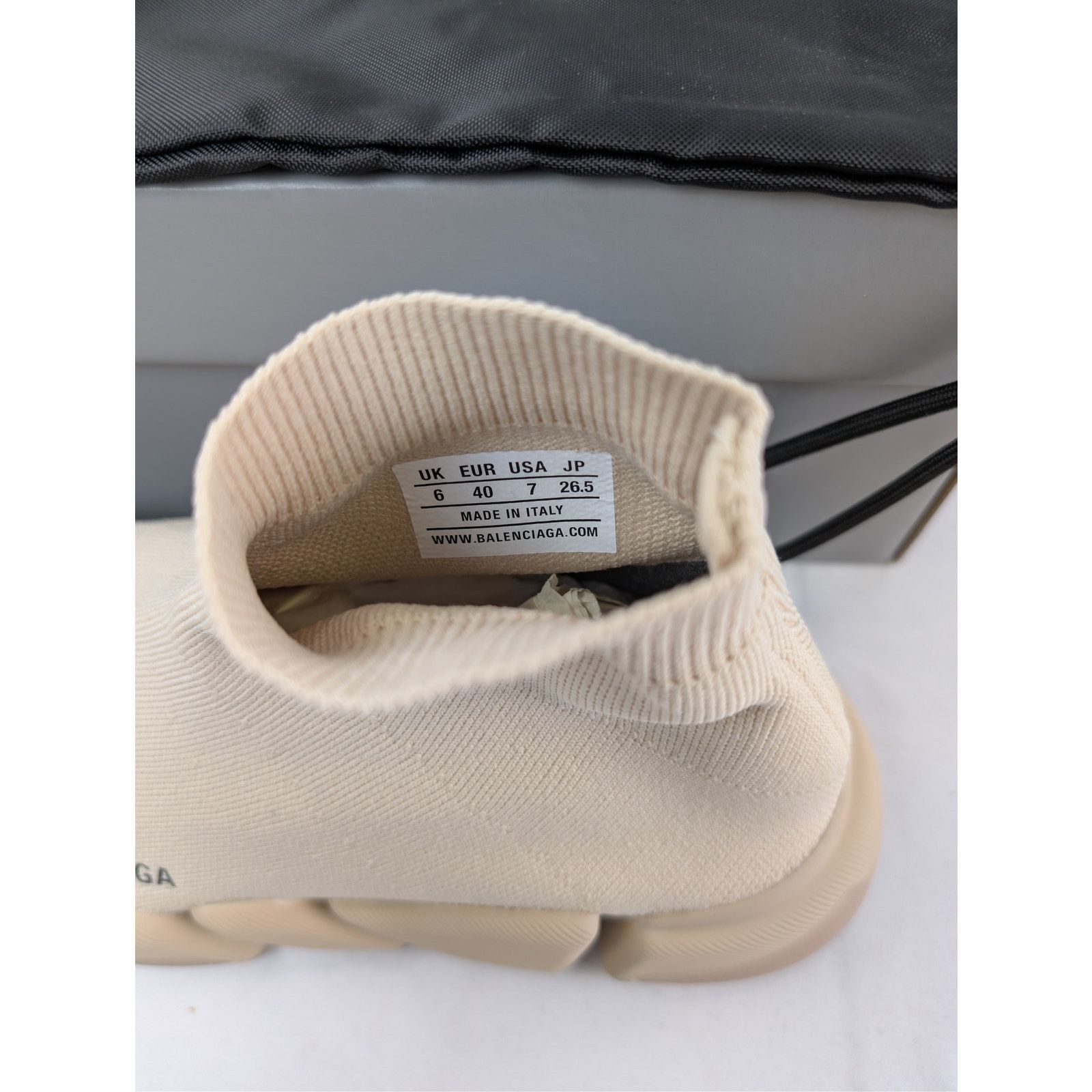 Balenciaga o1rshd1 Speed 2.0 Re Cycled Sneakers in Sand Beige Size US 7 / EU 40 - 19 Thumbnail