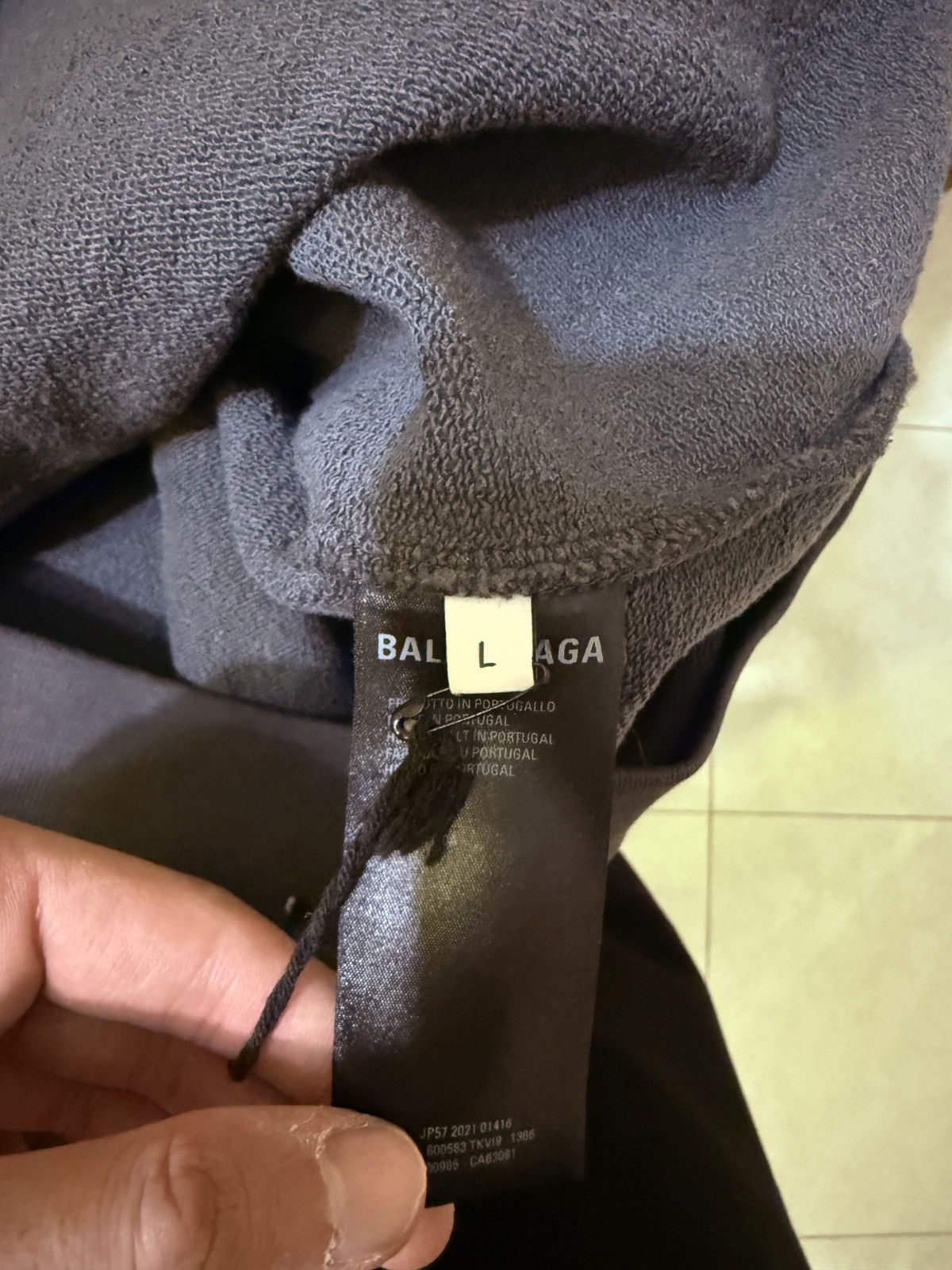 Balenciaga Balenciaga Pull Over Hoodie Size US L / EU 52-54 / 3 - 12 Thumbnail