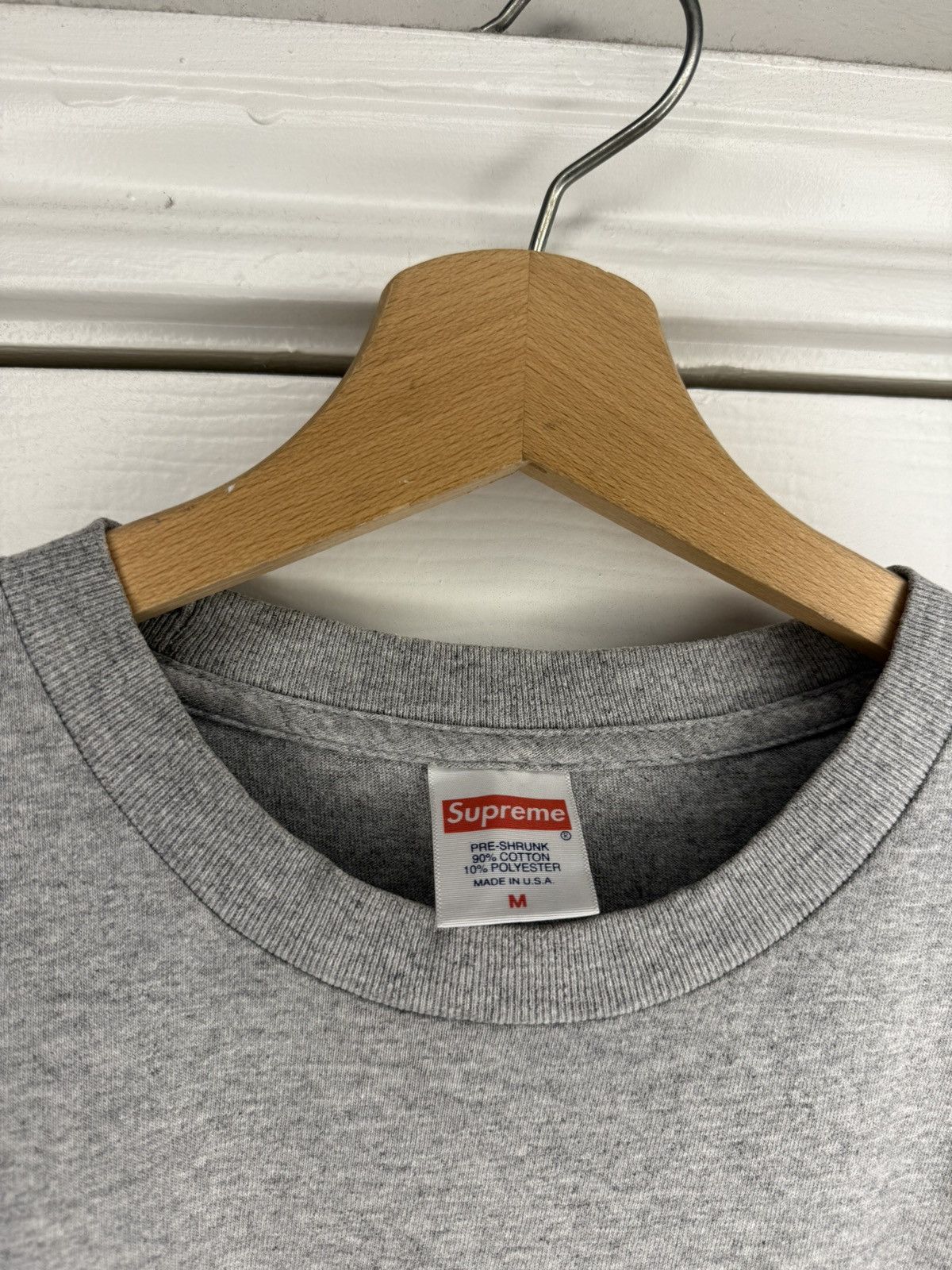 Supreme Supreme team size Med Size US M / EU 48-50 / 2 - 5 Thumbnail