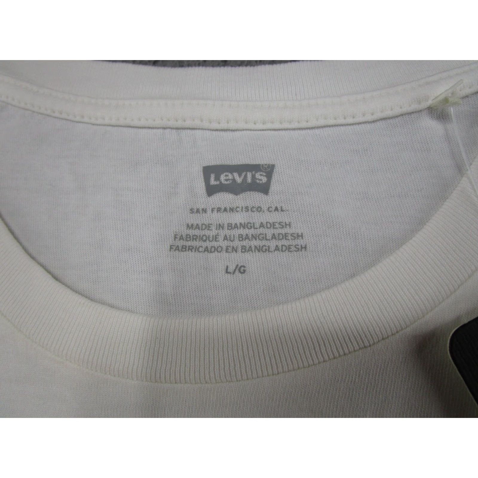 Levi's Levi's T-Shirt Women Casual Short Sleeve White Graphic Embroidered L Size Regular Basic Summer Spring Men/Women? Size L / US 10 / IT 46 - 2 Thumbnail