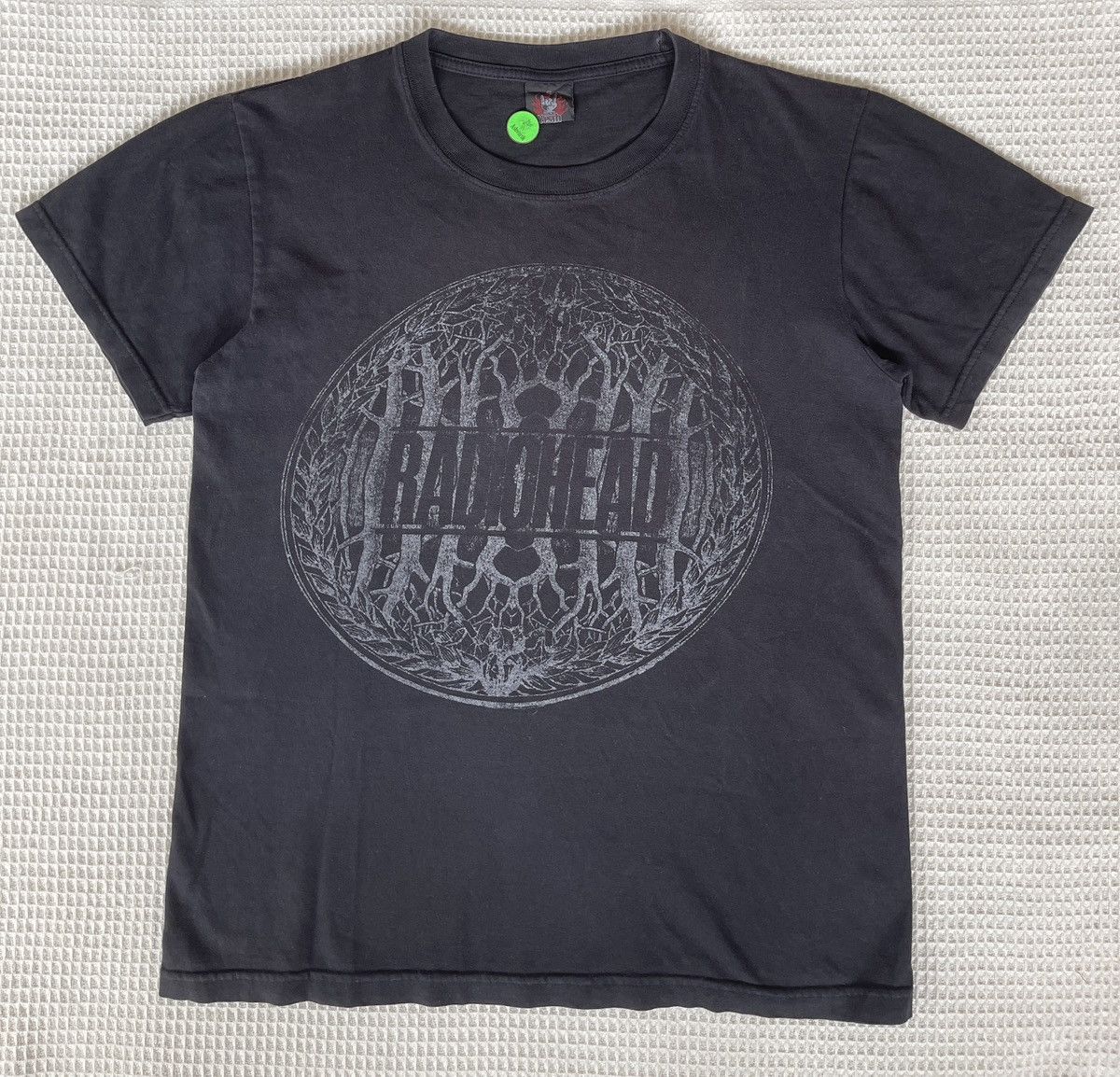 Band Tees Vintage 00s Sun Faded Black🔥RADIO HEAD🔥Rock Band Tshirt Size US S / EU 44-46 / 1 - 2 Thumbnail