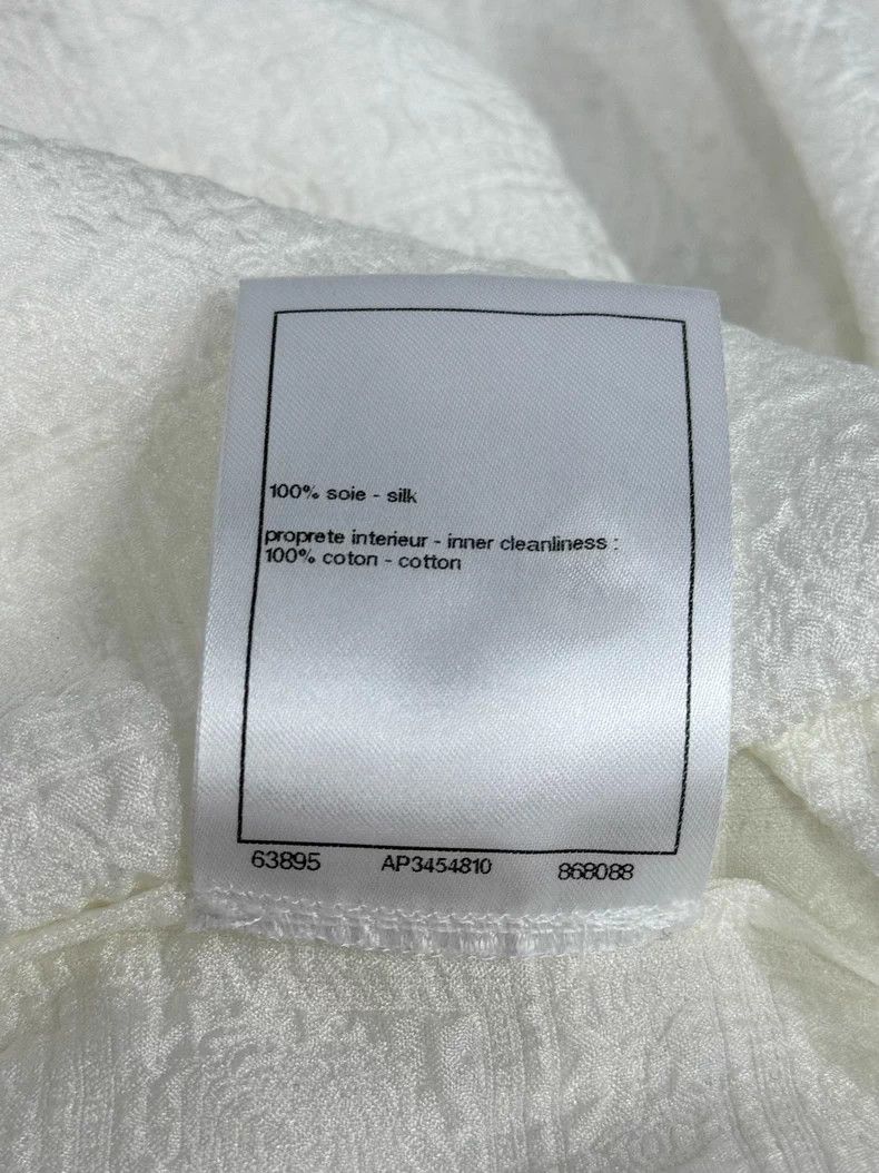 Chanel Chanel 26C early spring vacation white silk jacquard off-s Size XS / US 0-2 / IT 36-38 - 8 Thumbnail