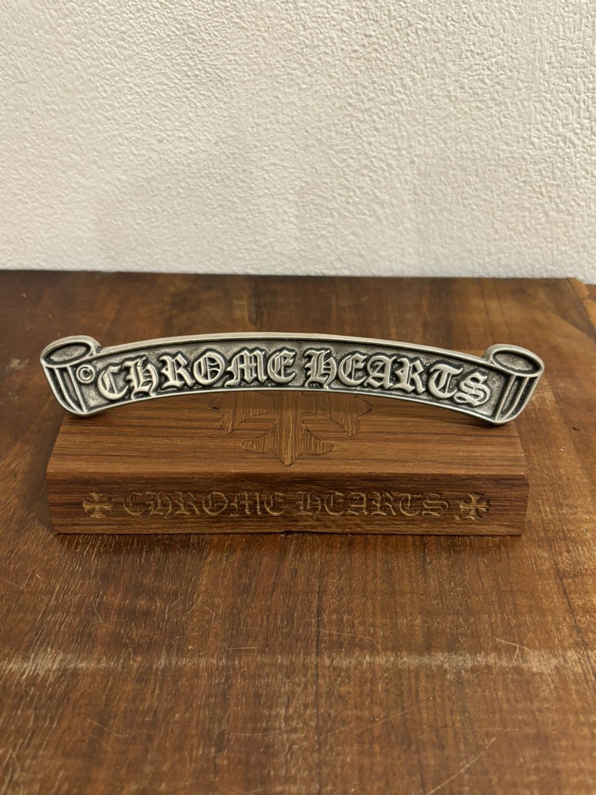 Chrome Hearts *RARE* CHROME HEARTS DISPLAY SCROLL PLAQUE Size ONE SIZE - 1 Thumbnail