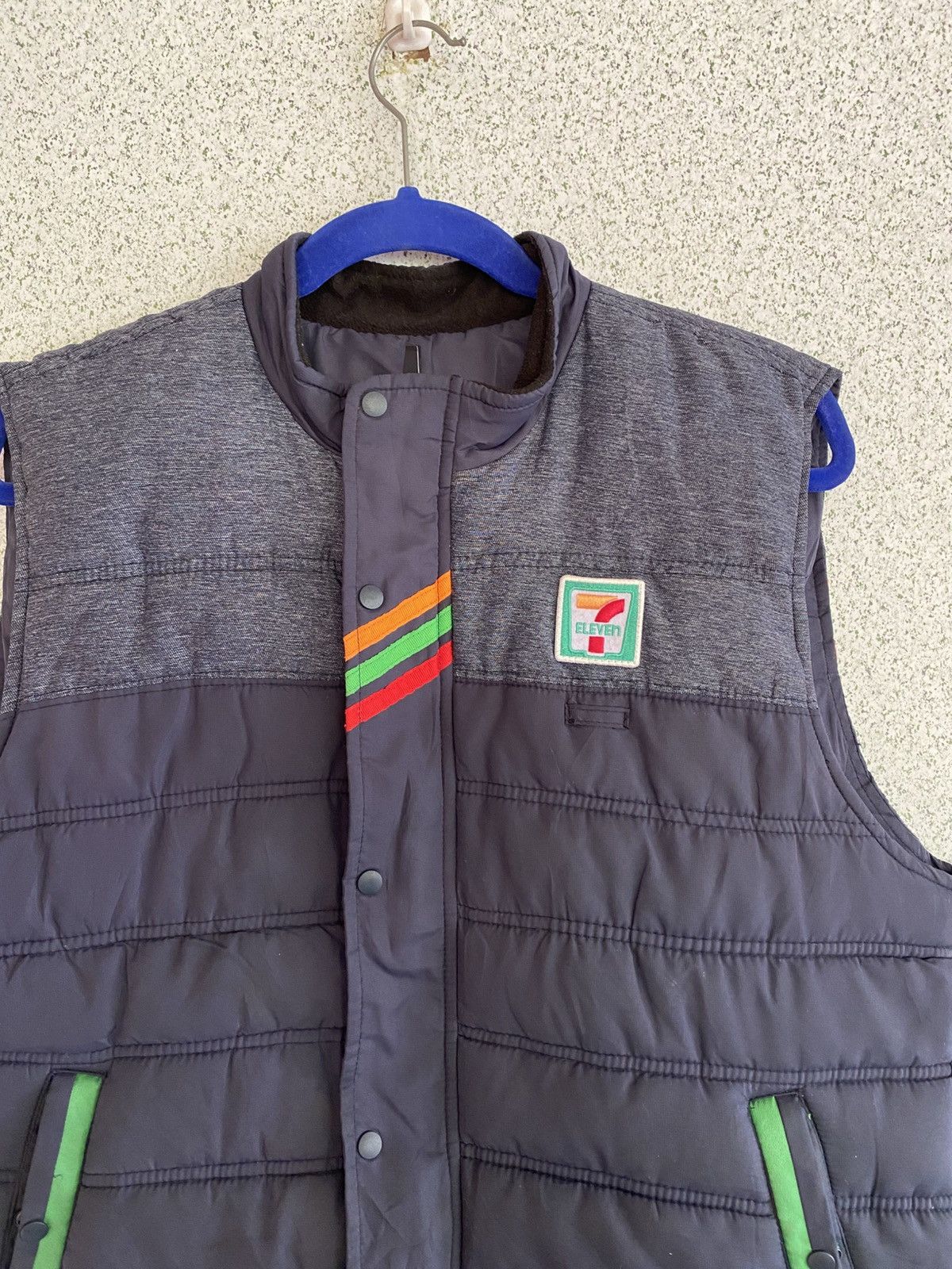 Japanese Brand 7-Eleven light puffer vest Size US L / EU 52-54 / 3 - 4 Thumbnail