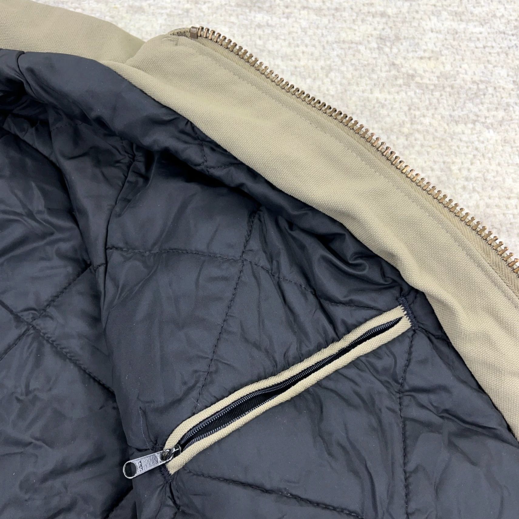 Carhartt VINTAGE Carhartt Jacket Chore Coat Duck Canvas Large C41 Quilted Lined Brown Mens USA 90s Winter Fall Spring Shirt/Jacket Size US L / EU 52-54 / 3 - 7 Thumbnail