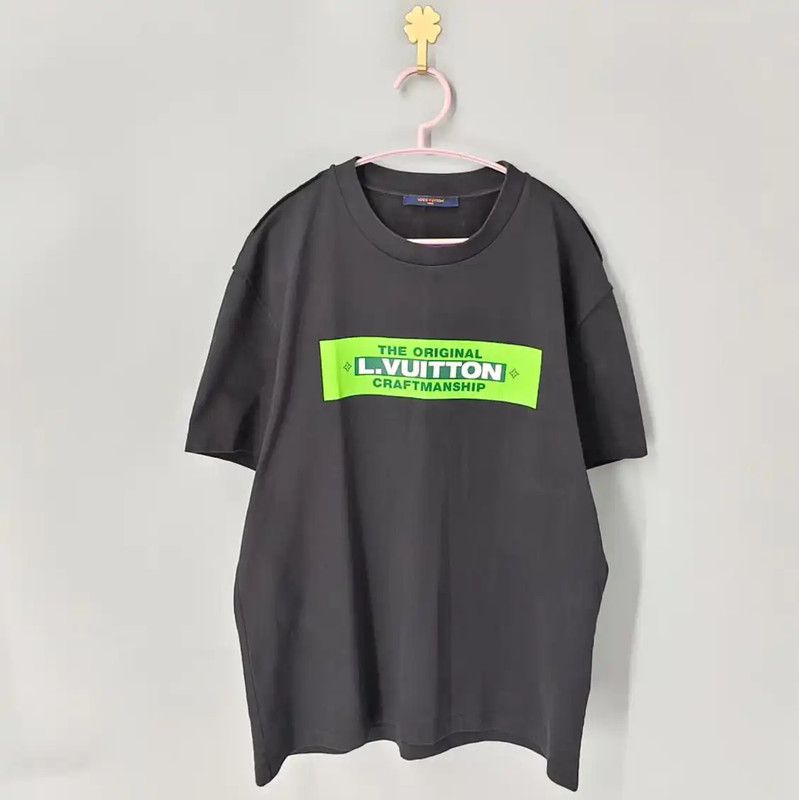 Louis Vuitton Black Cotton Men's T-Shirt 0089