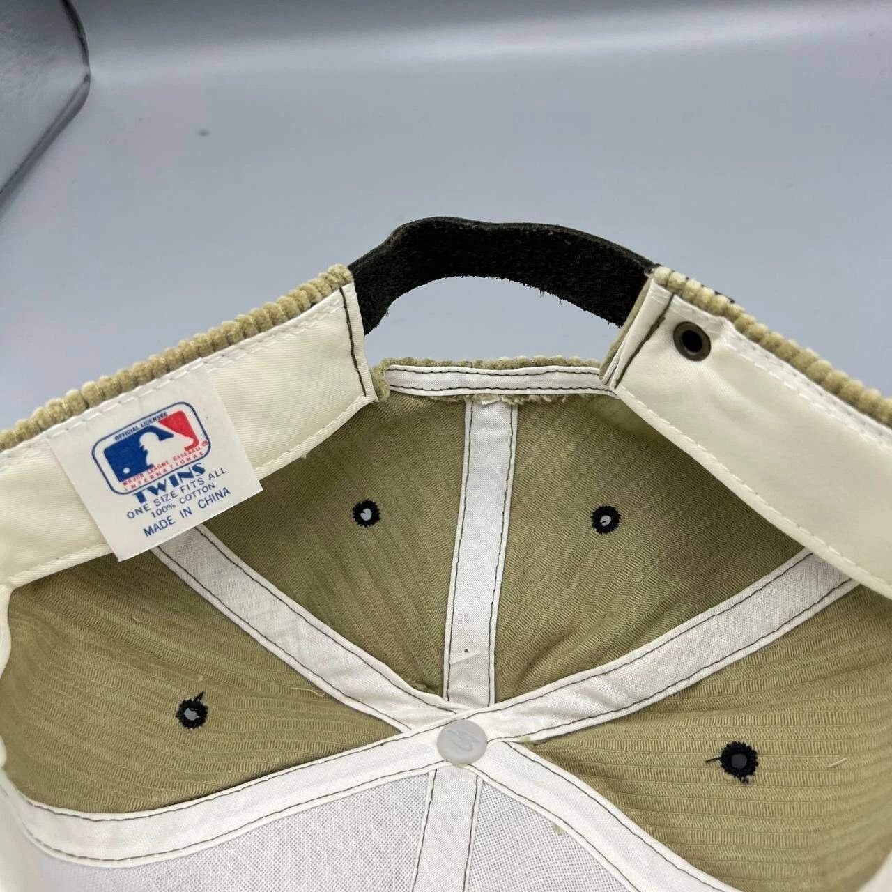 Twins Enterprise Inc. × Vintage New York Yankees Hat Men Corduroy Suede Strap Back New Size ONE SIZE - 7 Thumbnail