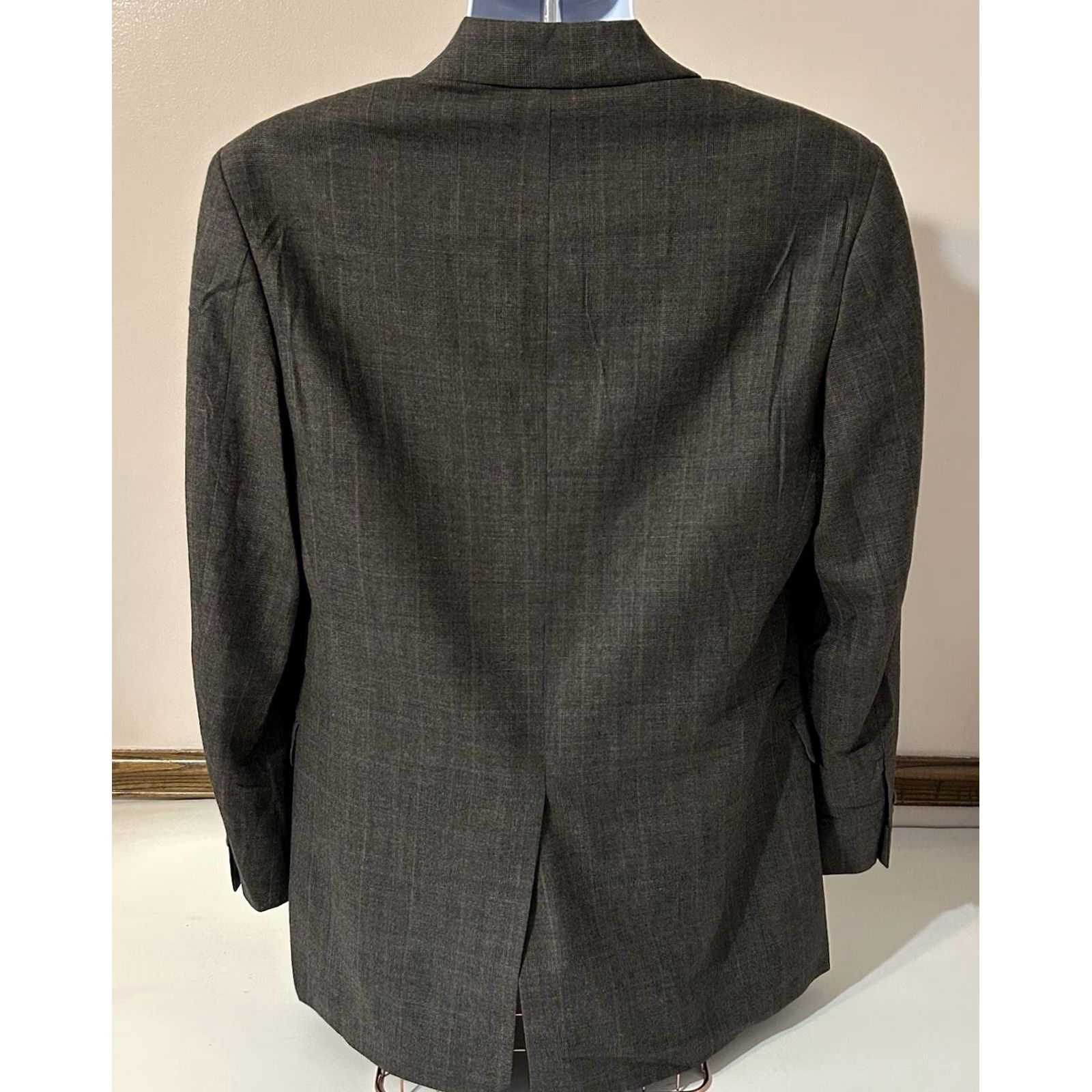 Brooks Brothers Brooks Brothers 346 Stretch 2 Piece Suit Men 40 R Pants 34x28 Wool Brown Plaid Jacket Pants 2 Piece Suit Mens Regular Wool Brown Plaid Brooks Brothers Size 40R - 7 Thumbnail