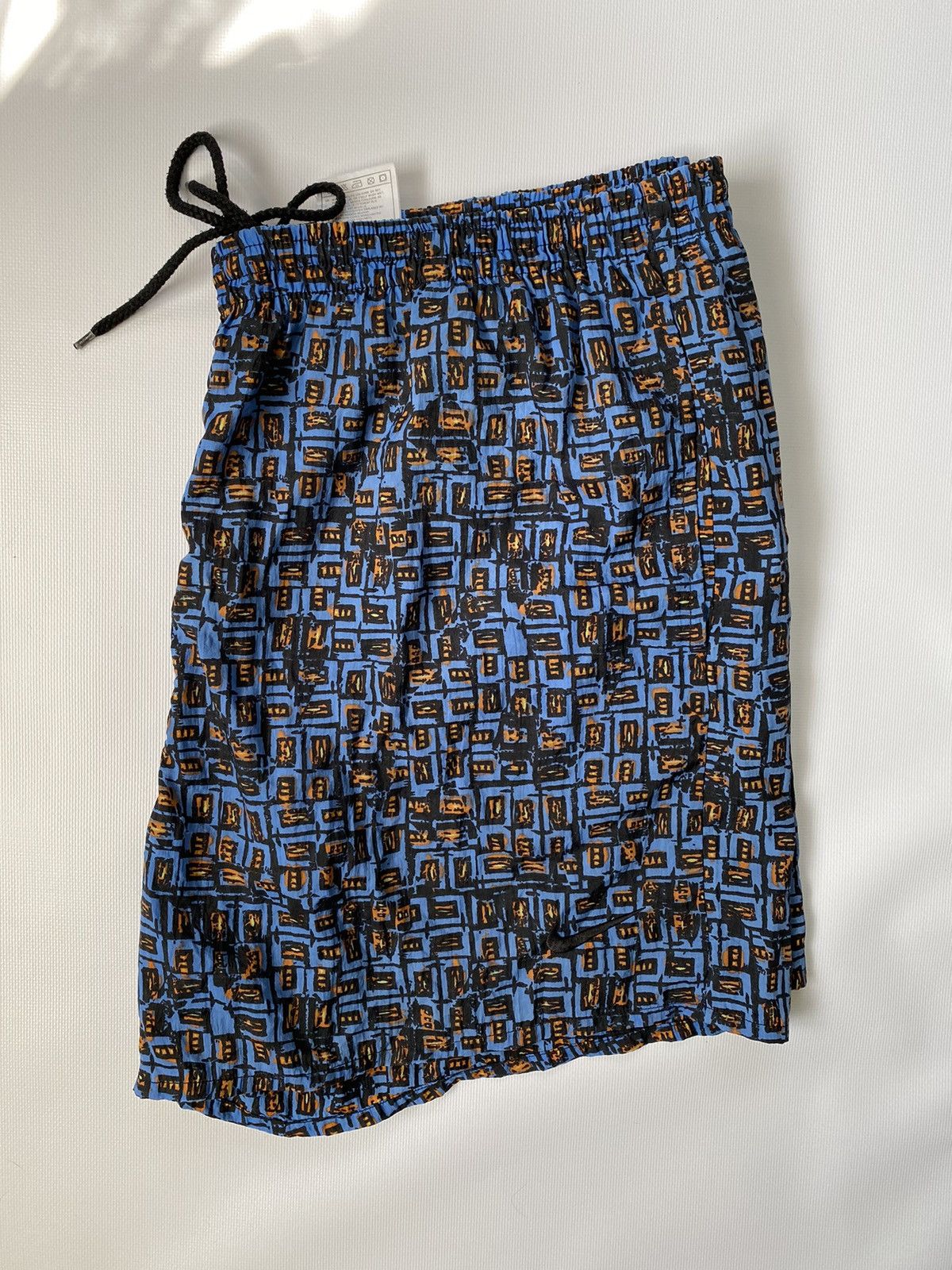 Nike Vintage Nike shorts streetwear swoosh casual y2k size XL Size US 39 - 2 Thumbnail