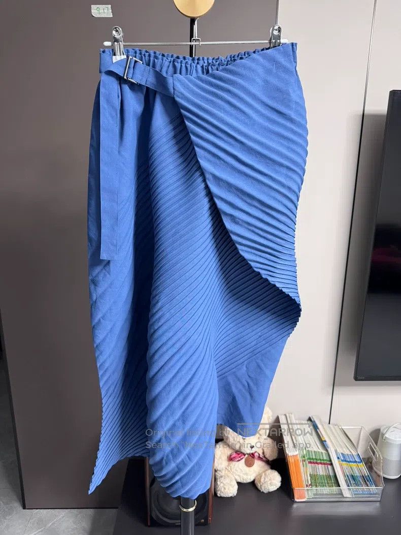 Issey Miyake Issey Miyake Vintage Blue Star Printed Denim Casual Pants Size 25" / US 0 / IT 36 - 1 Thumbnail