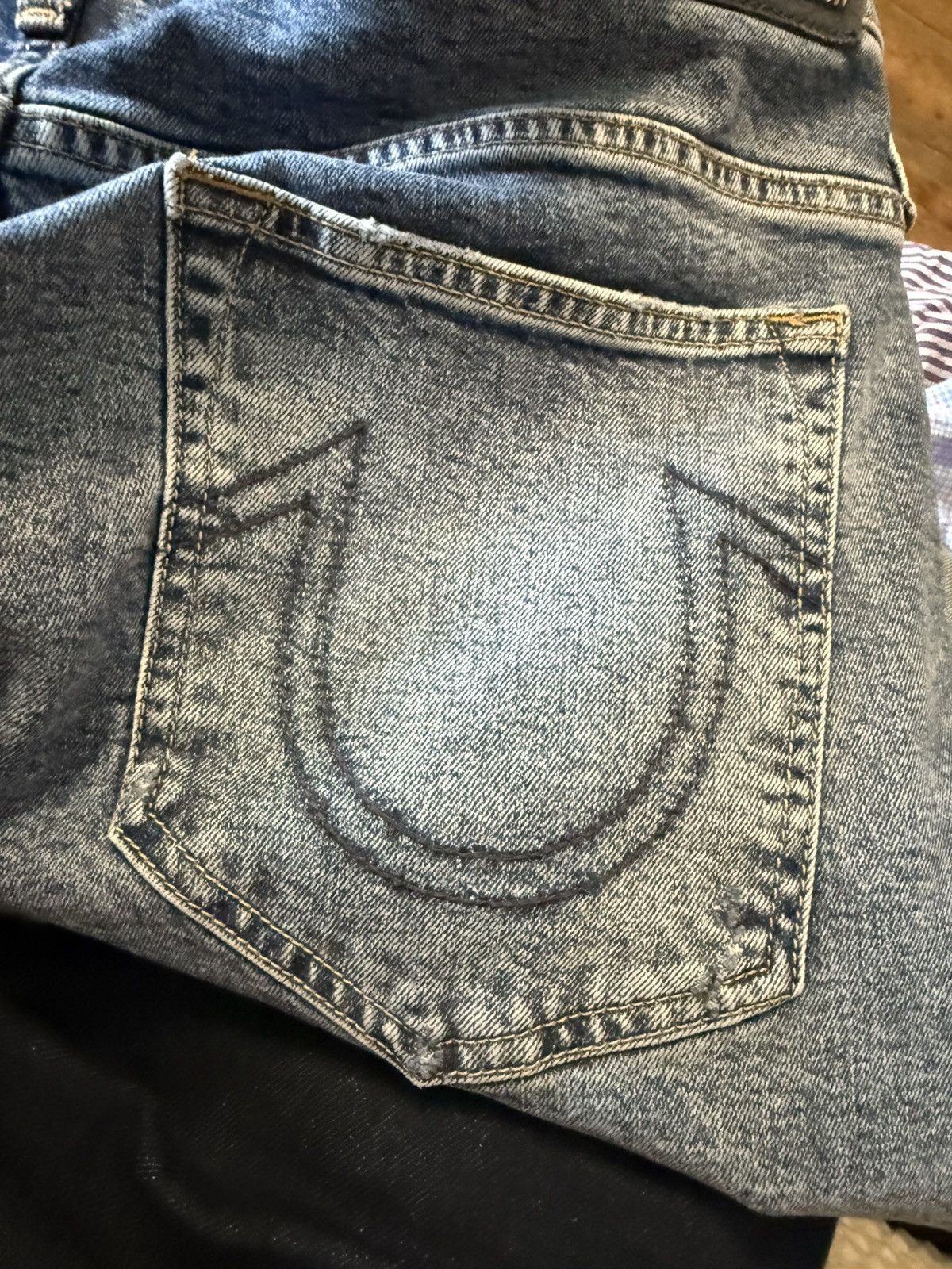 True Religion Very nice Size US 33 - 4 Thumbnail