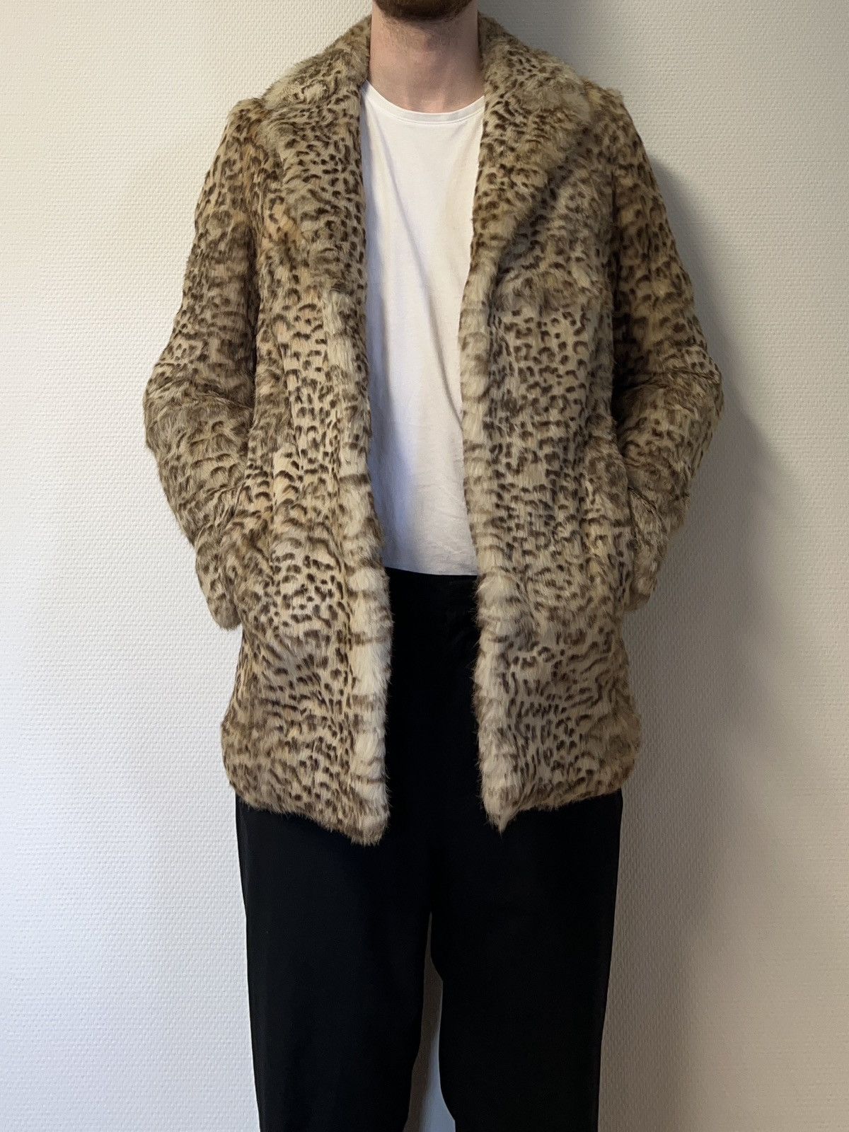 Saint Laurent Paris SS2020 1/1 sample leopard fur coat Size US M / EU 48-50 / 2 - 13 Thumbnail