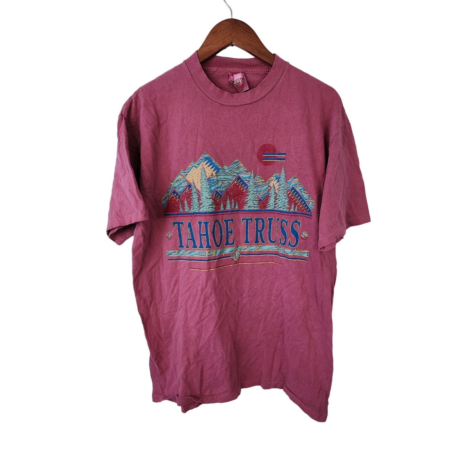 Vintage Vintage Tahoe Shirt Truss Mountain Nature Tee Red VTG 90s L Size US L / EU 52-54 / 3 - 1 Thumbnail