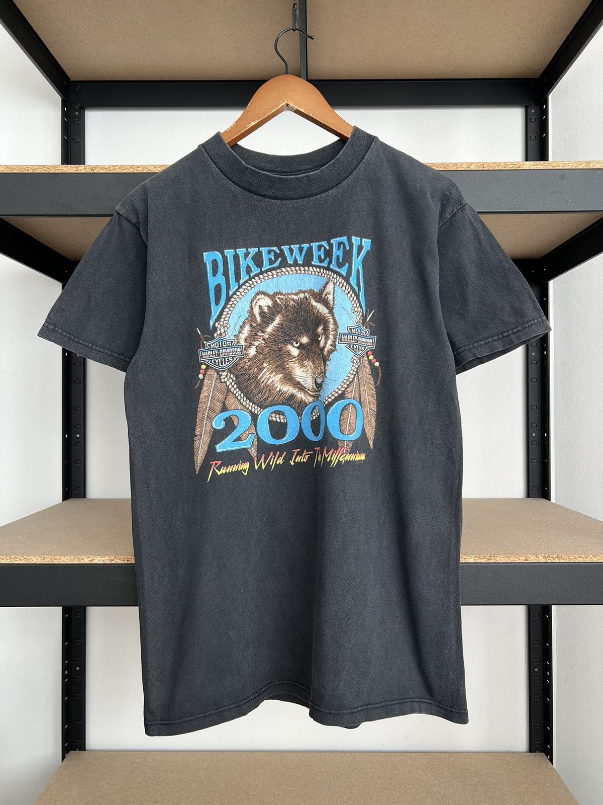 Harley Davidson Vintage 2000 Harley Davidson Bike Week Daytona Wolf T-shirt Size US M / EU 48-50 / 2 - 1 Thumbnail