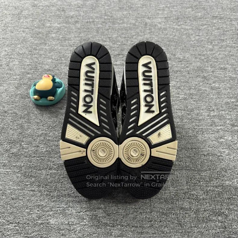 Louis Vuitton Louis Vuitton Trainer flocked black and white full-print c Size US 8.5 / EU 41-42 - 4 Thumbnail