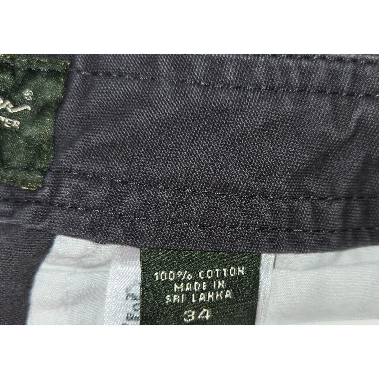 Eddie Bauer Eddie Bauer Size 34 Classic Vintage Cargo Shorts Size US 34 / EU 50 - 3 Thumbnail
