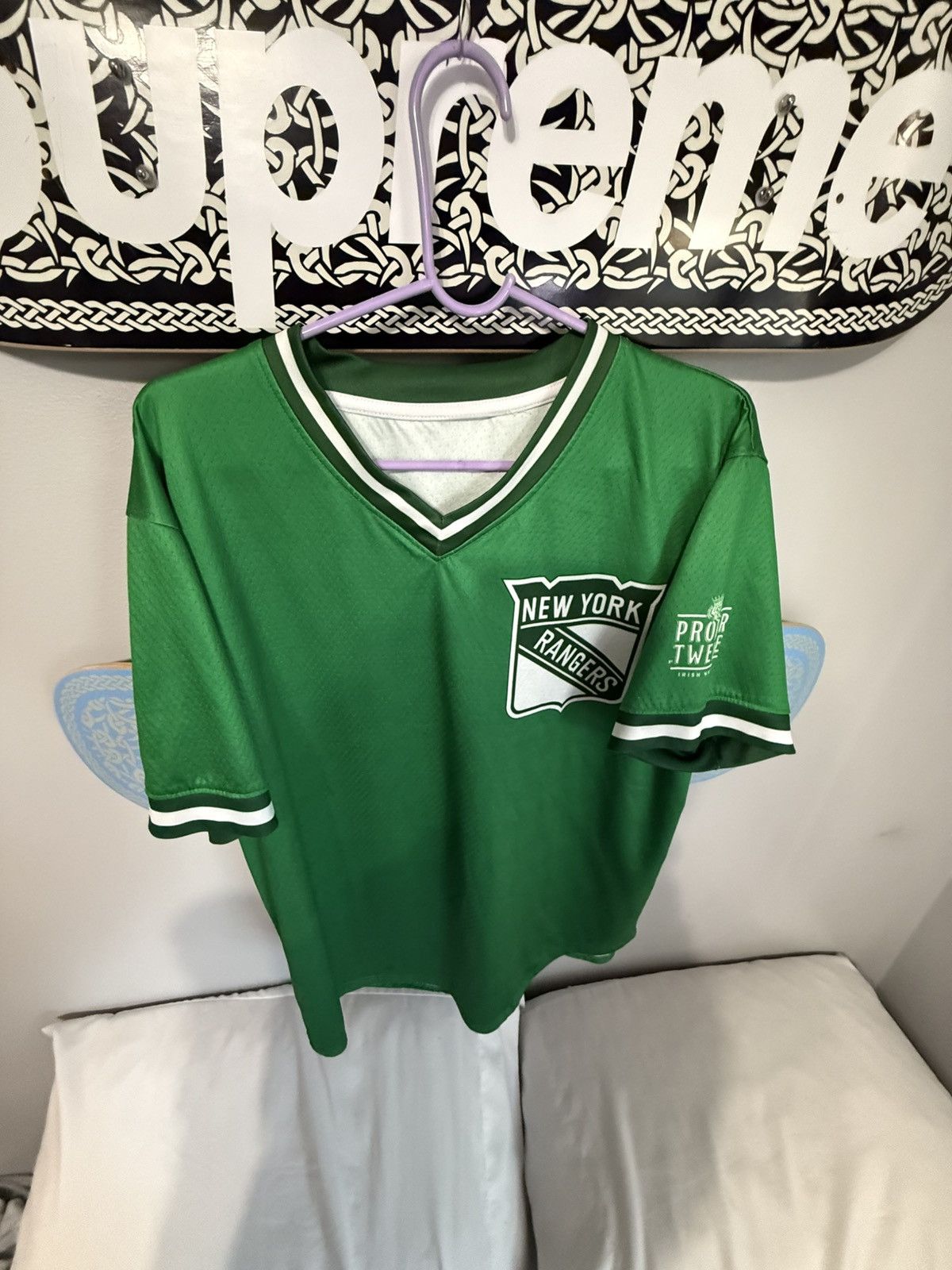 NHL Irish Day Rangers Jersey Size US L / EU 52-54 / 3 - 3 Thumbnail