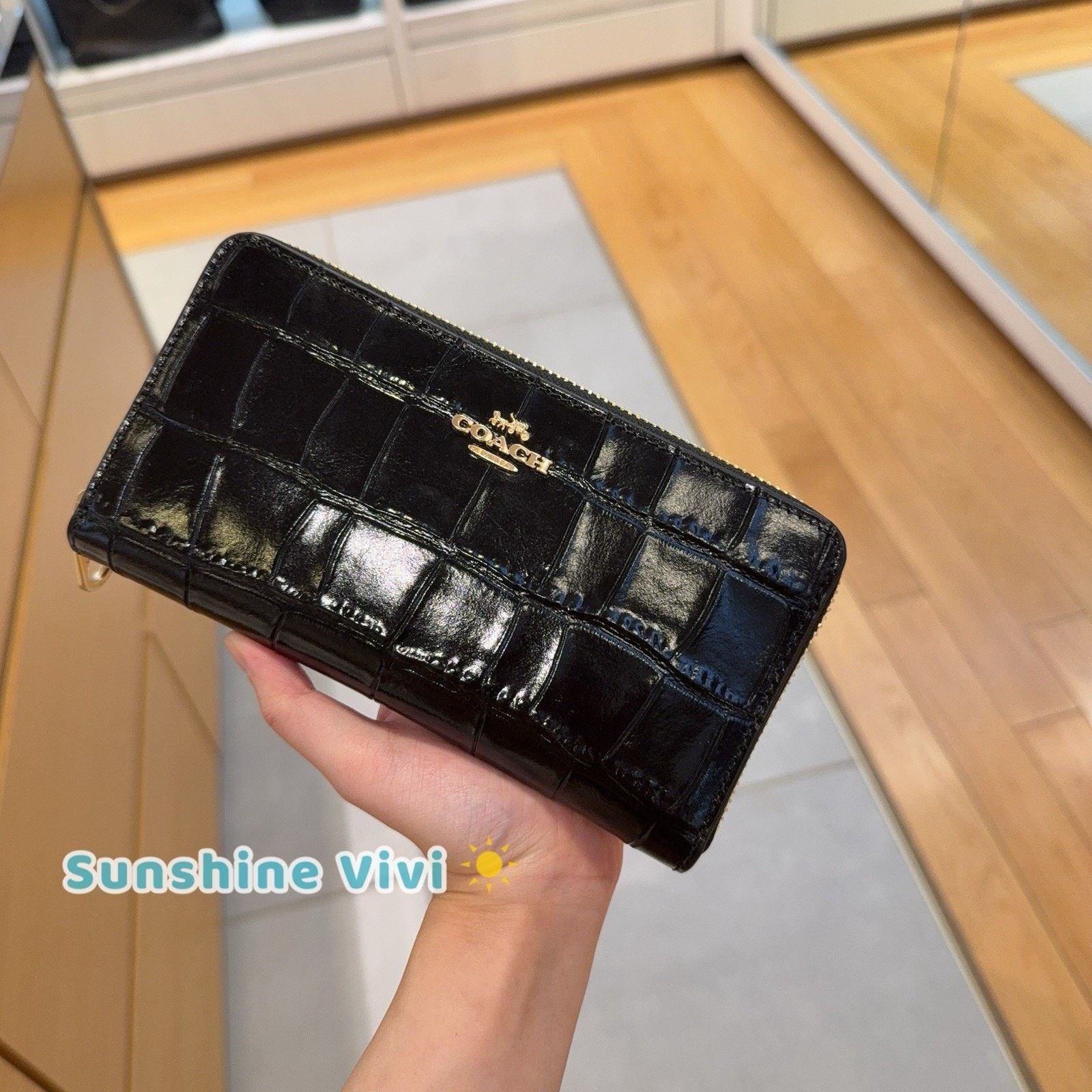Coach NWT Coach Long Zip Around Wallet CT083 Crocodile Black Size ONE SIZE - 4 Thumbnail