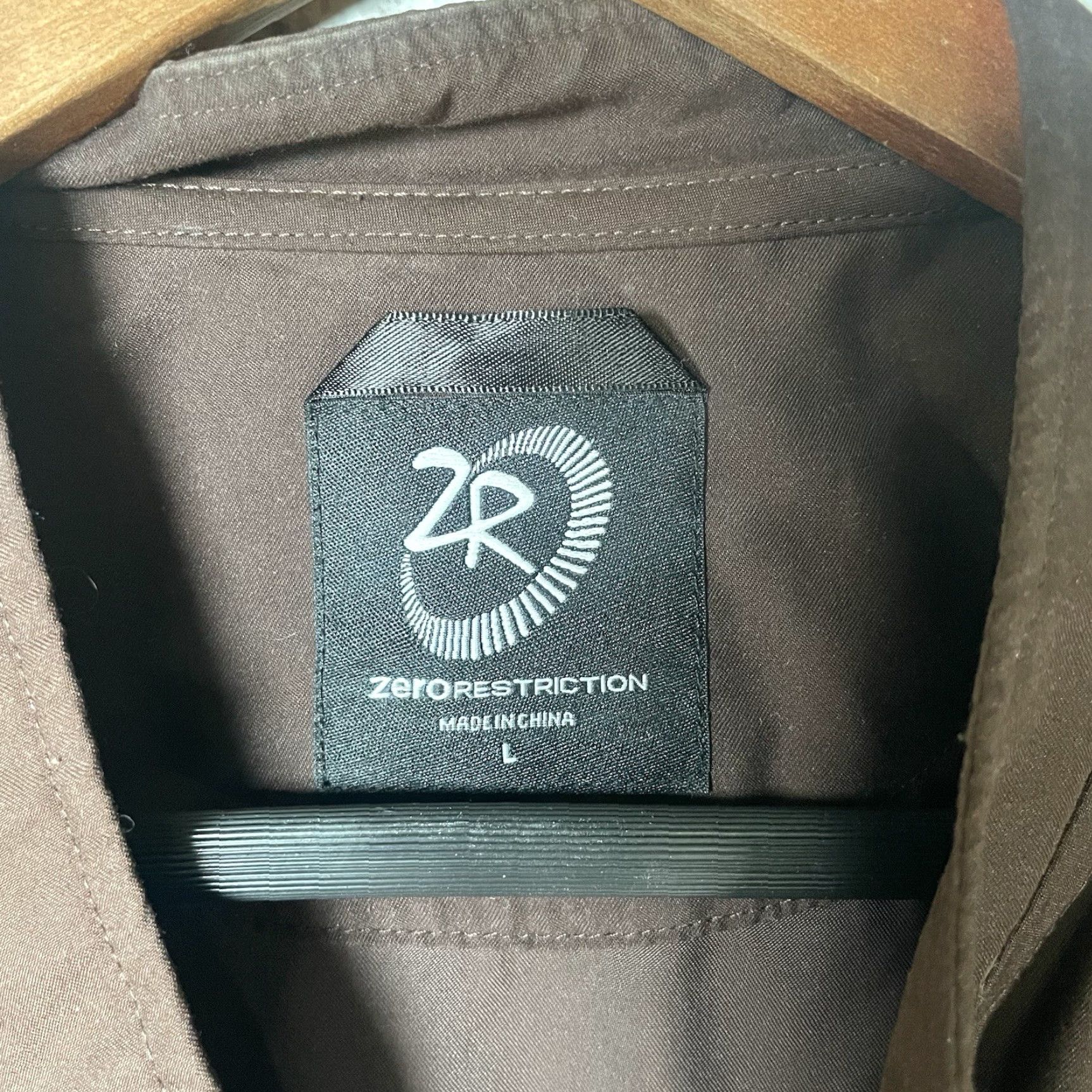 Vintage Zero Restriction Jacket Mens L Brown Quarter Button Windbreaker Golf Polyester Size US L / EU 52-54 / 3 - 4 Thumbnail