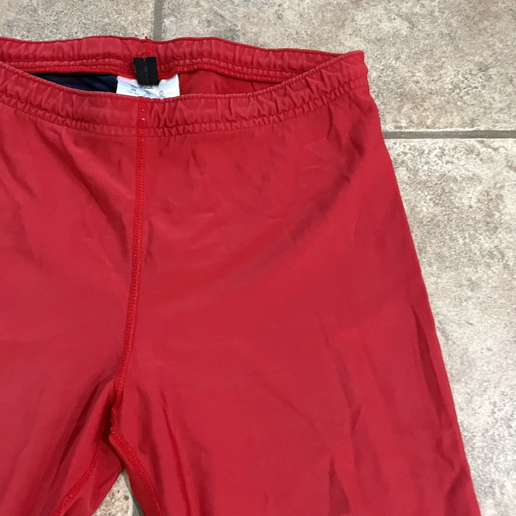 Patagonia VINTAGE Patagonia pants Womens M Red Nylon Athletic Compression USA Made in USA Size 32" / US 10 / IT 46 - 2 Thumbnail