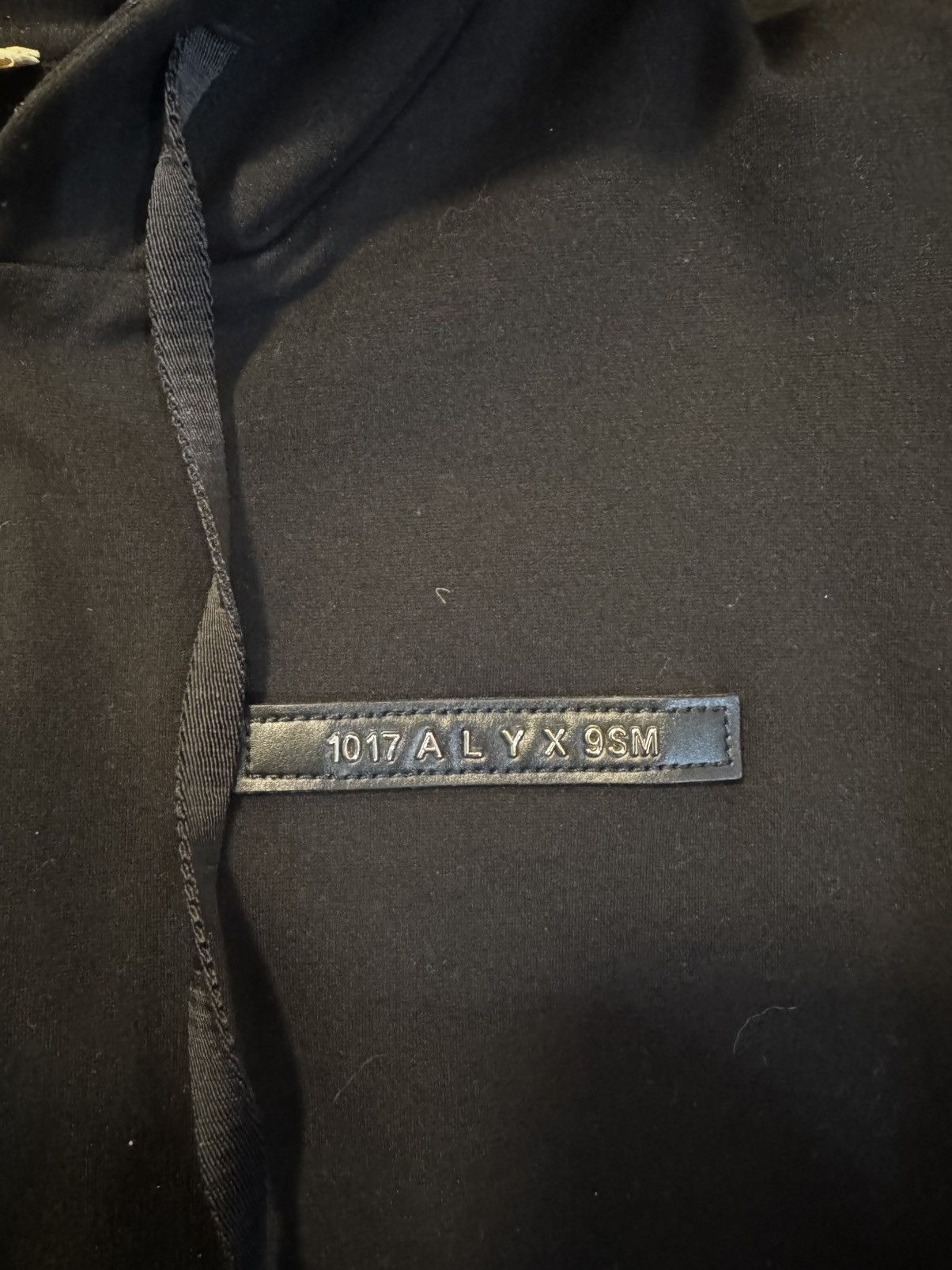 1017 ALYX 9SM 1017 ALYX 9SM Zip Up Size US S / EU 44-46 / 1 - 2 Thumbnail