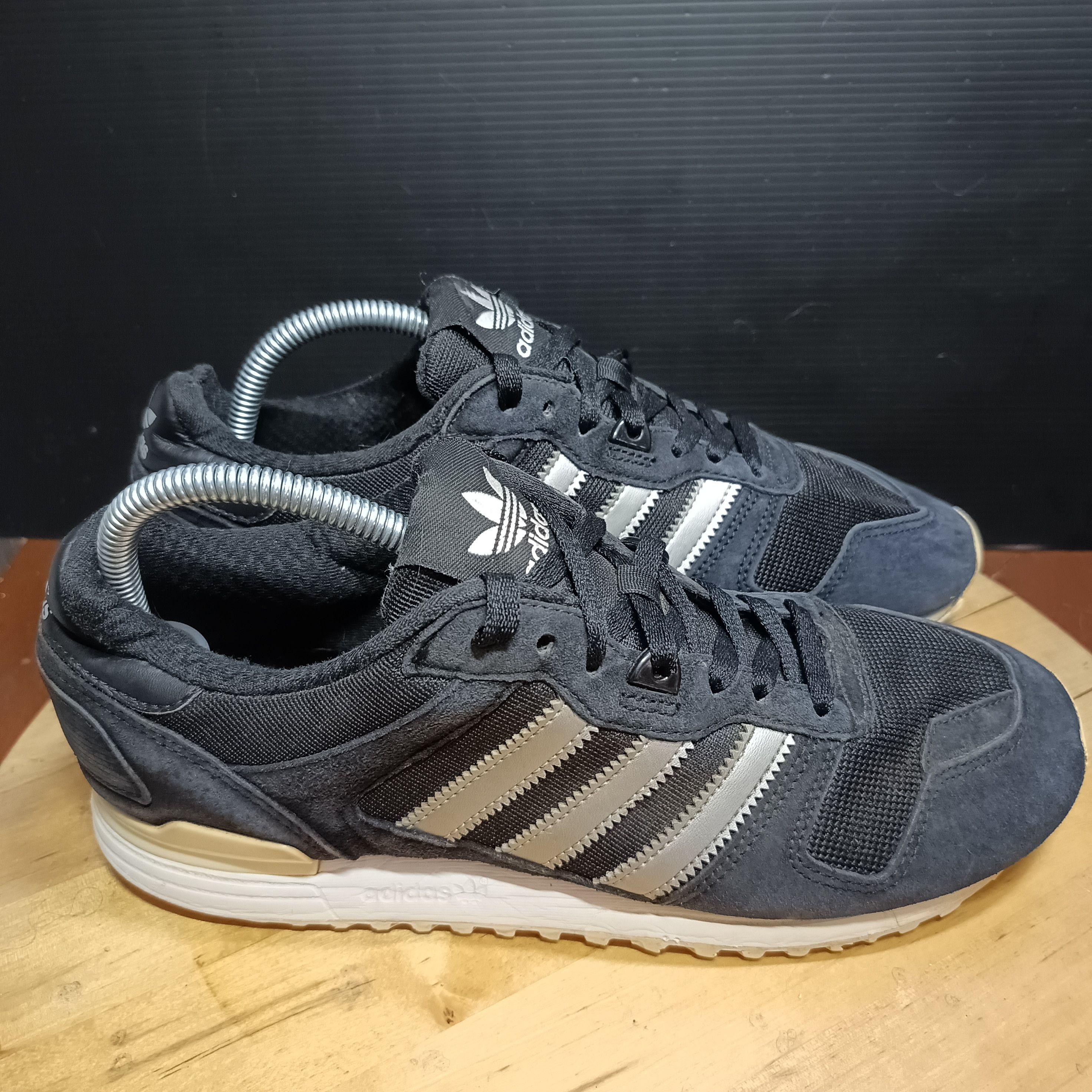 Adidas zx 700 silver clearance