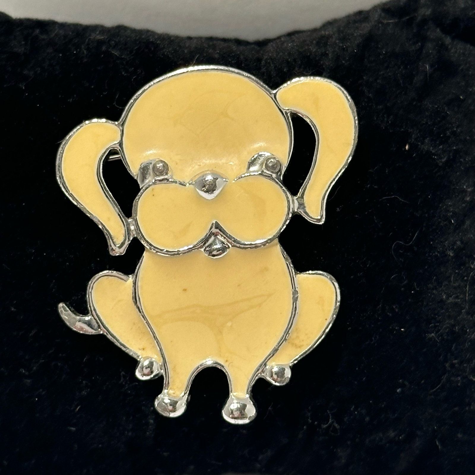Other Sarah Coventry Enamel "Puppy Love" 1973 Dog Brooch Pin. Size ONE SIZE - 6 Thumbnail