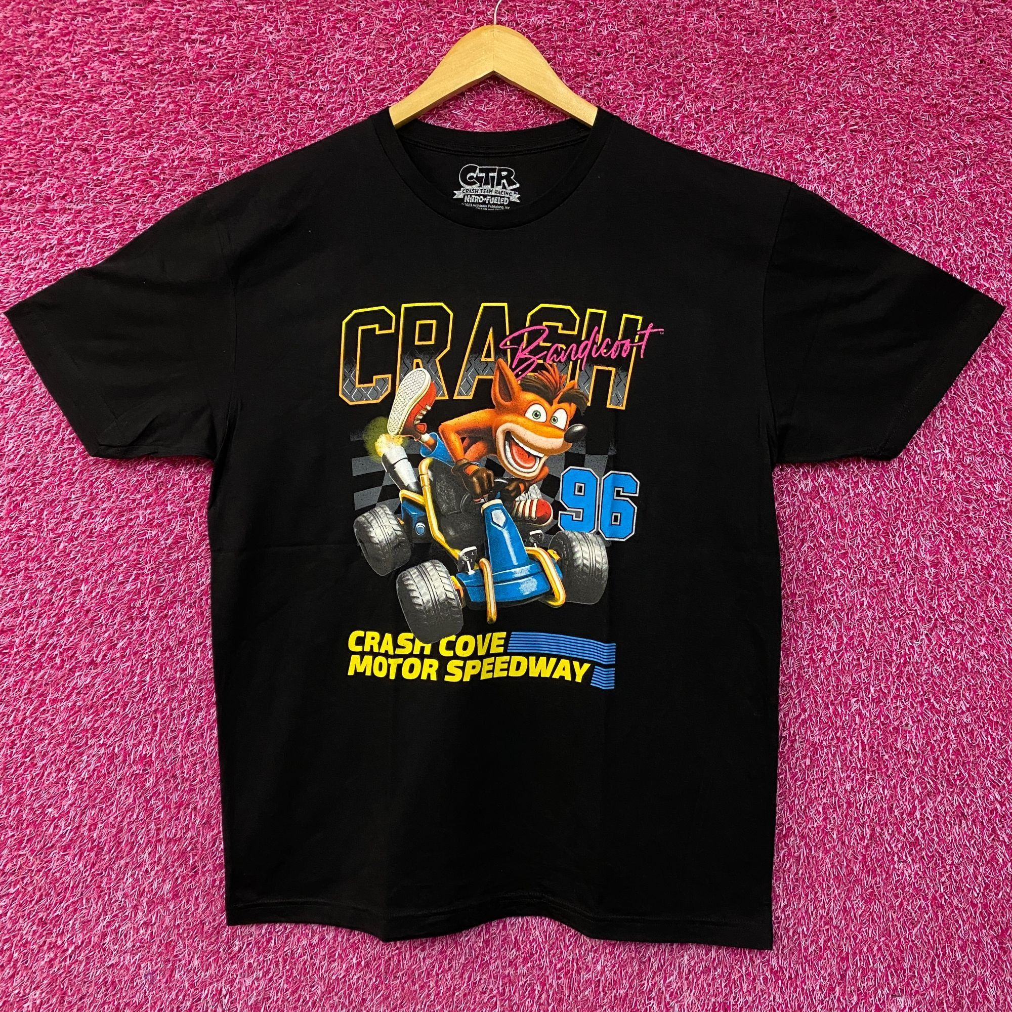 Other Crash Bandicoot Crash Cove Motor Speedway Graphic T-Shirt XL Size US XL / EU 56 / 4 - 1 Thumbnail