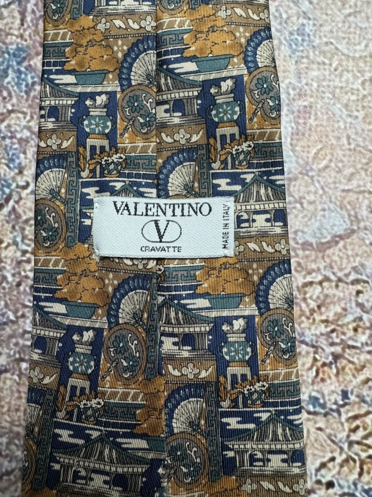 Valentino × Vintage Vintage VALENTINO tie made in Italy🇮🇹 Size ONE SIZE - 7 Thumbnail