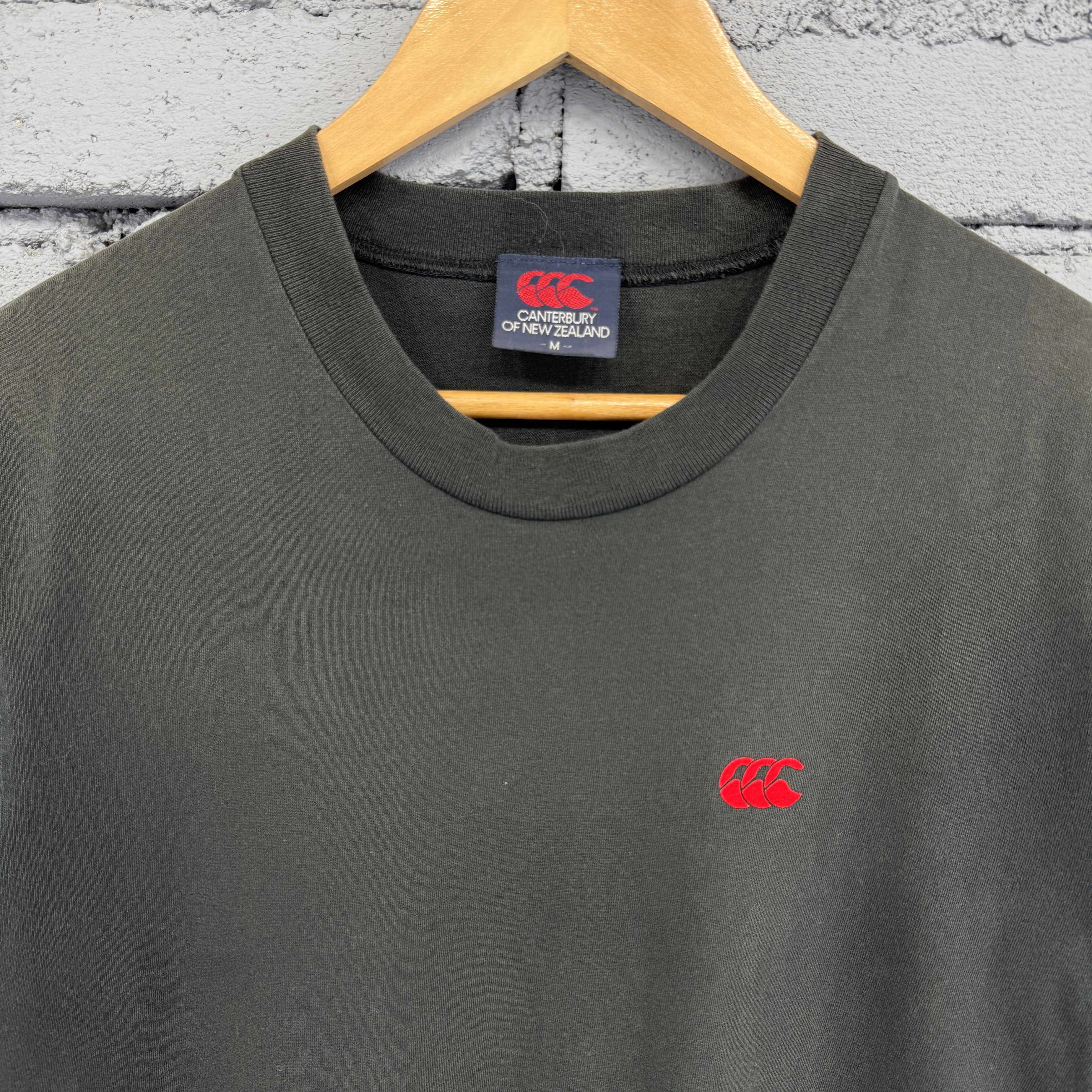 Canterbury of New Zealand Canterbury of New Zealand graphic red logo Sunfaded Tshirt Size US M / EU 48-50 / 2 - 3 Thumbnail