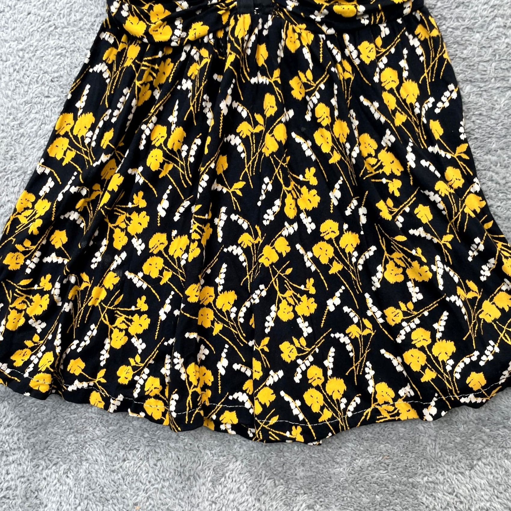 Anthropologie VINTAGE Maeve Dress Women S Black Yellow Floral Short Sleeve Fit Flare Anthropologie Size 28" / US 6 / IT 42 - 2 Thumbnail