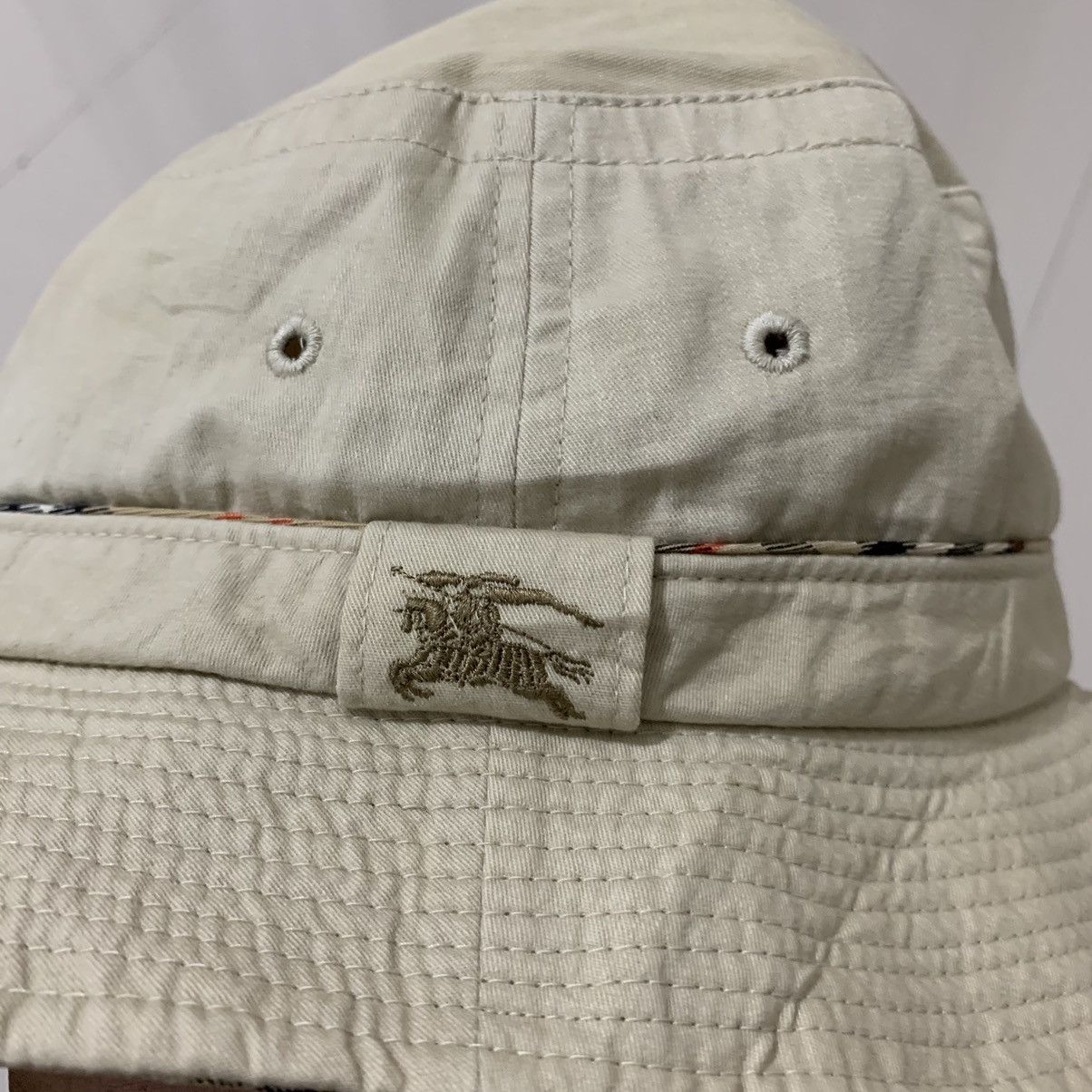 Burberry × Vintage Vintage burberry bucket hat Size 32 - 5 Thumbnail