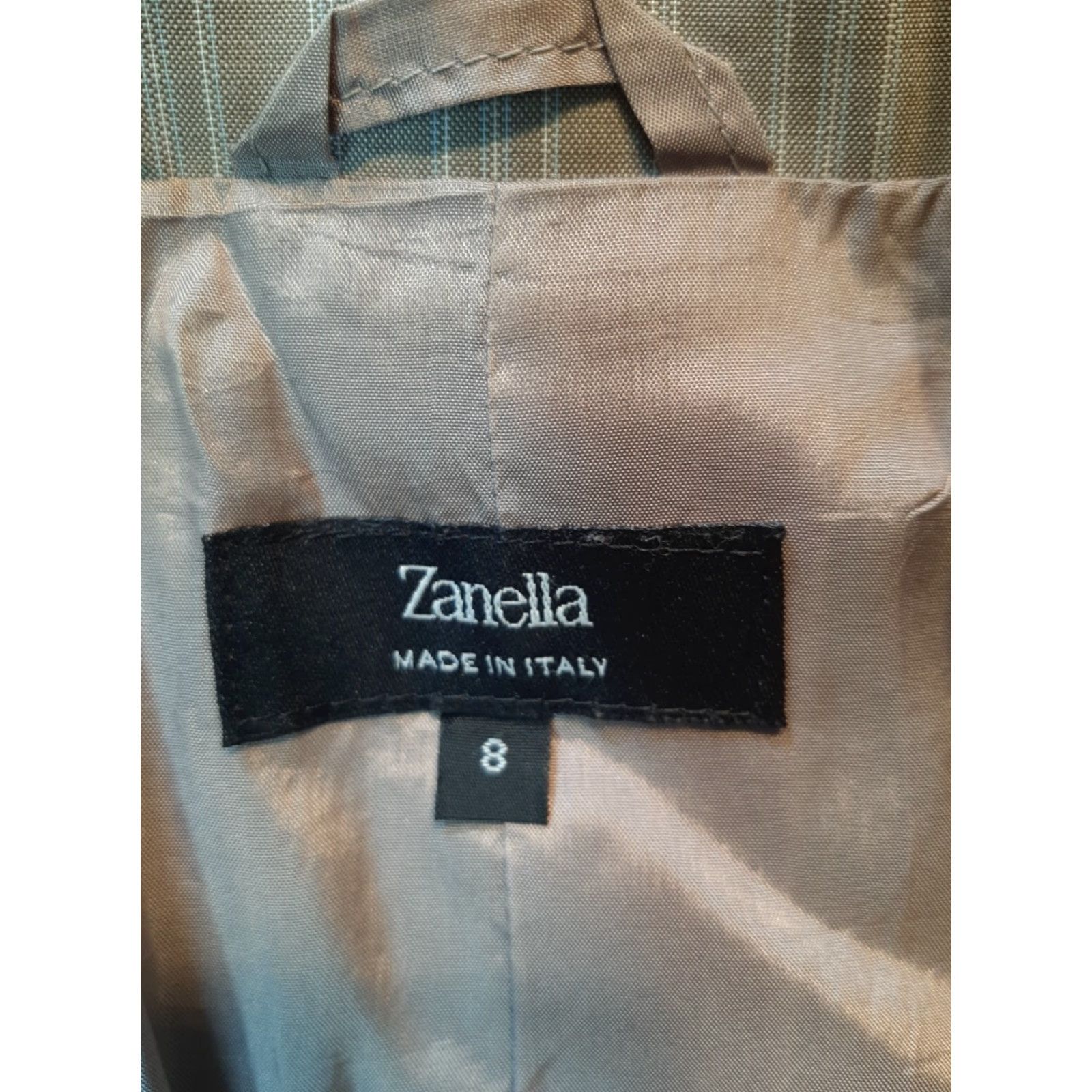 Zanella Zanella Blazer Beige Womens 3 button Womens Size 8 Blazer, Zanella, Beige, Size 8, Button Closure, Short Length, Business, Regular, Point Collar Size M / US 6-8 / IT 42-44 - 4 Thumbnail