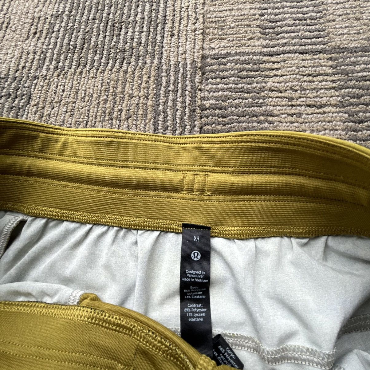 Lululemon Lululemon T.H.E. Linerless 9" Training Shorts Size US 34 / EU 50 - 2 Thumbnail