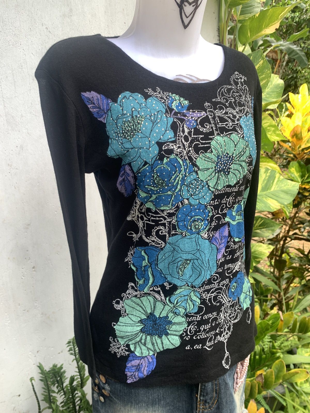 Japanese Brand y2k to the angel Japan Black Floral Poem Quotes Graphic Top Size M / US 6-8 / IT 42-44 - 2 Thumbnail