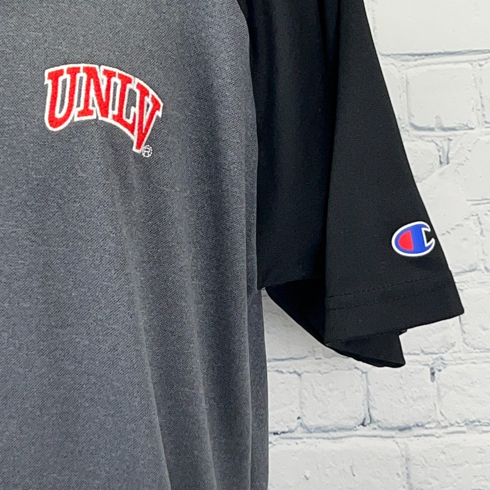 Champion UNLV Rebels Polo Shirt University Nevada Las Vegas Gray L Size US L / EU 52-54 / 3 - 4 Thumbnail